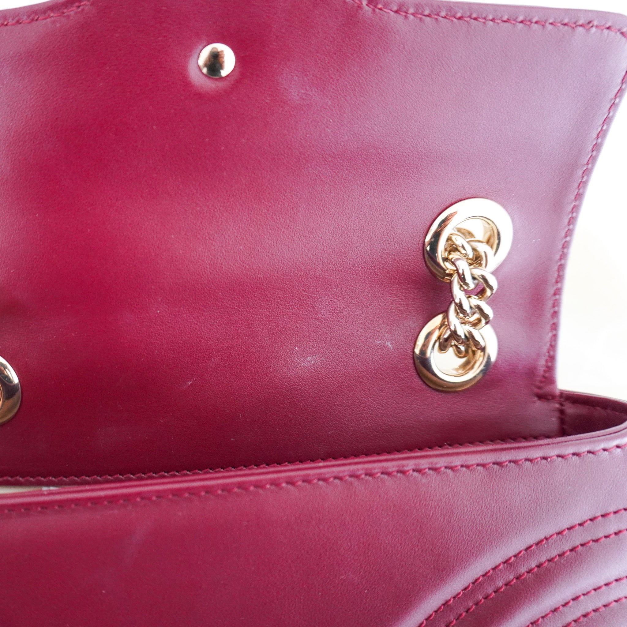 Gucci GG Marmont Small Bag in Rosso Ancora RRP £1890 | Authentic Preloved - Reloved Again