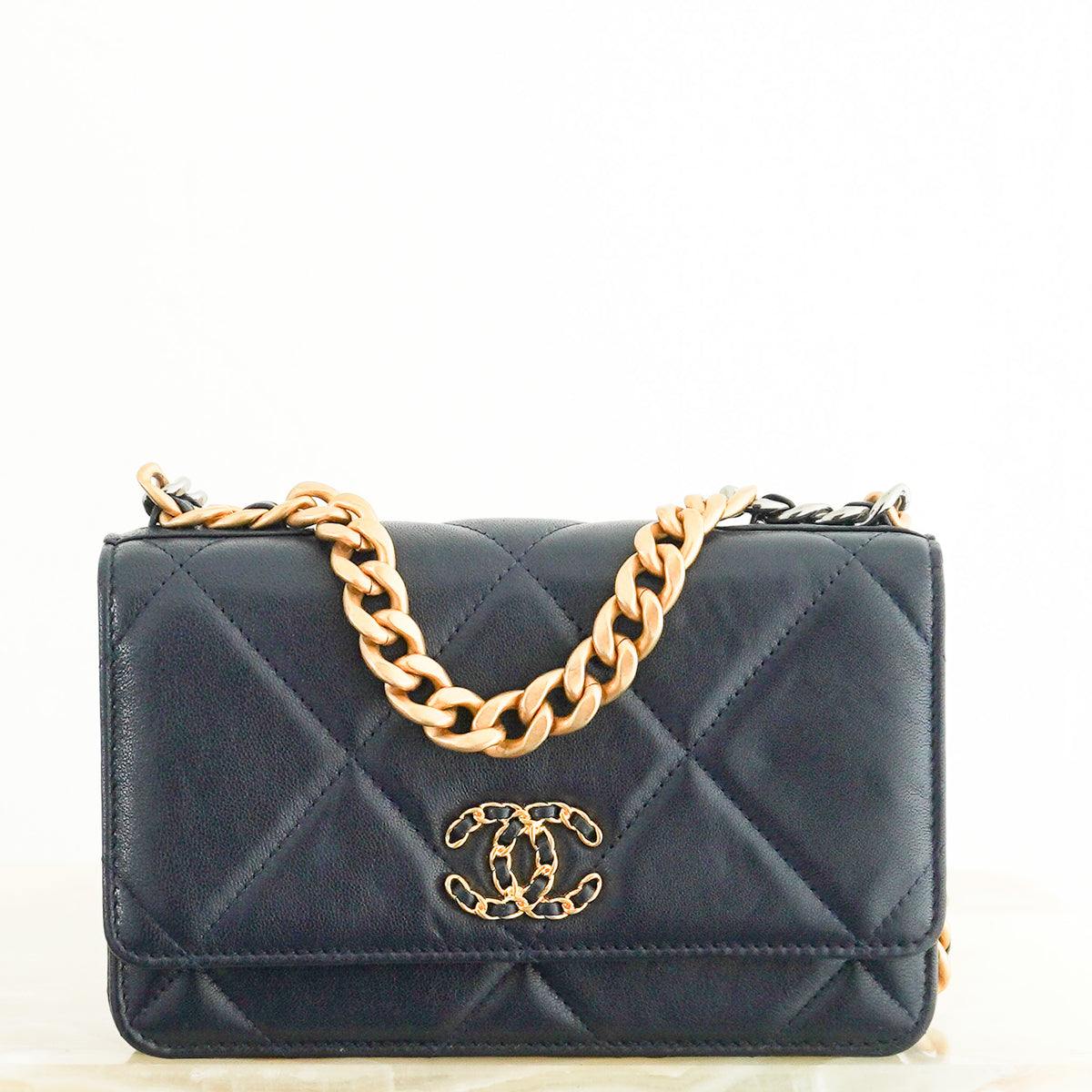 Chanel 19 Wallet on Chain Bag in Navy (RRP £3480) | Authentic Preloved