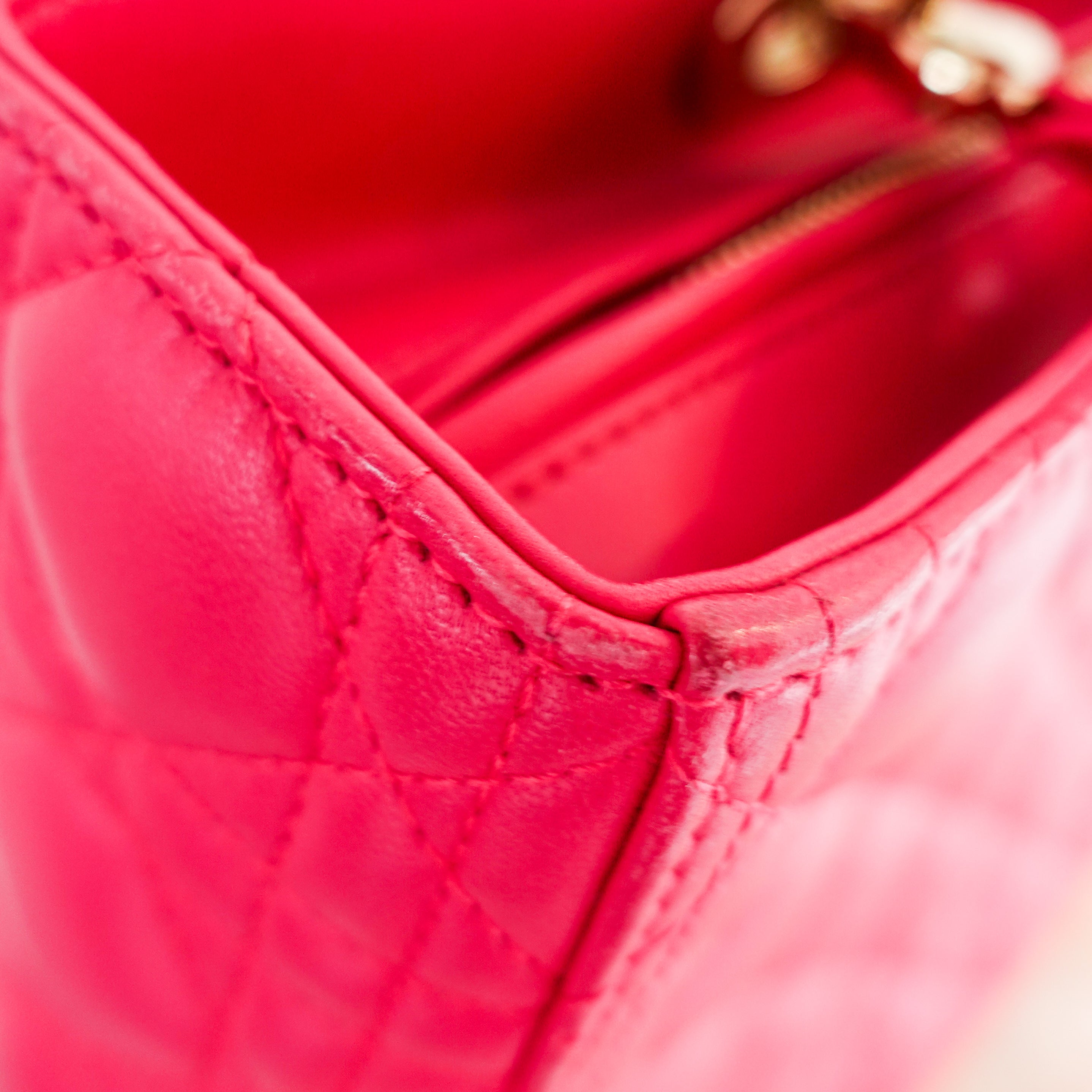 Dior-Large-Pink-Leather-Lady-Bag-edges-picture