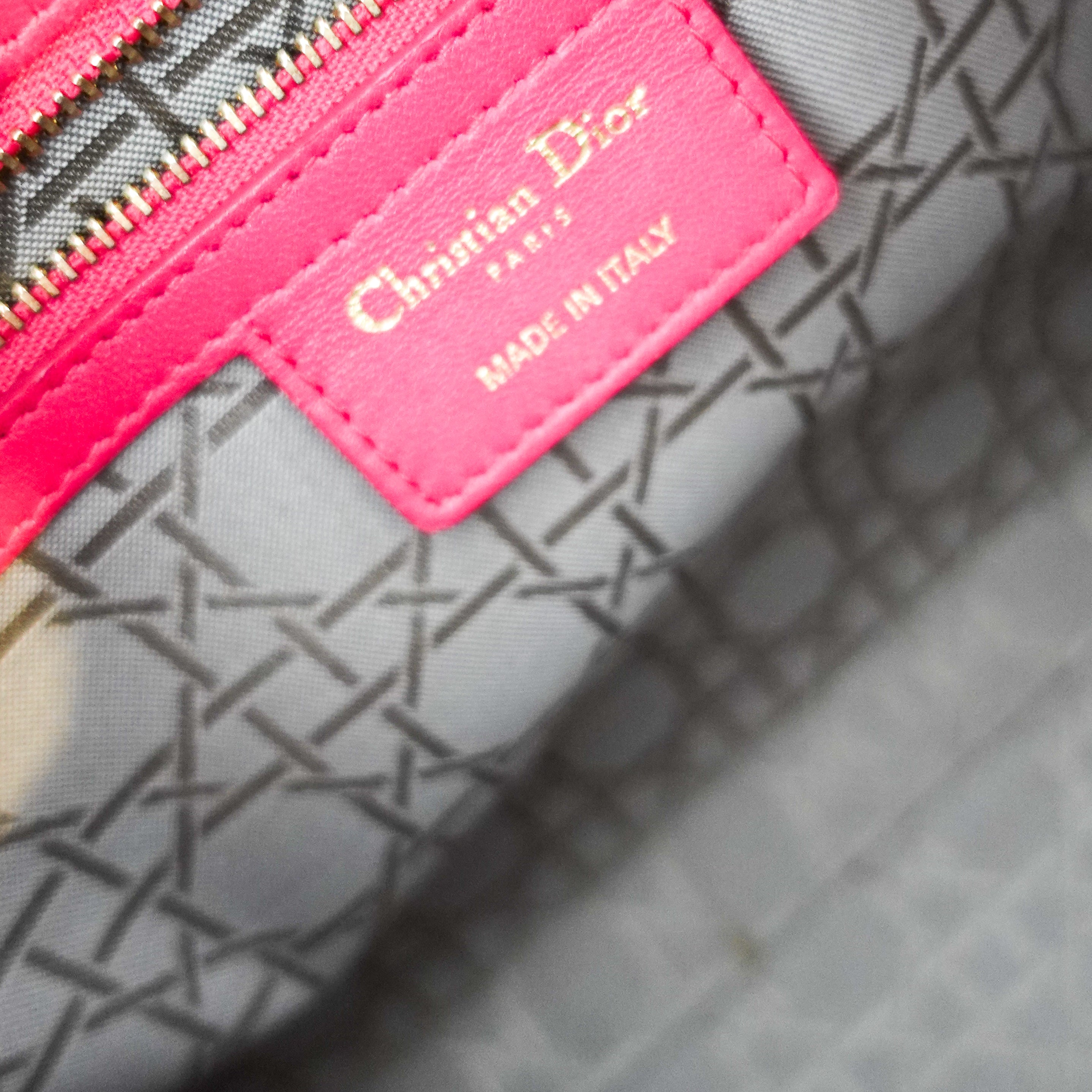 Dior-Large-Pink-Leather-Lady-Bag-logo-inside-picture