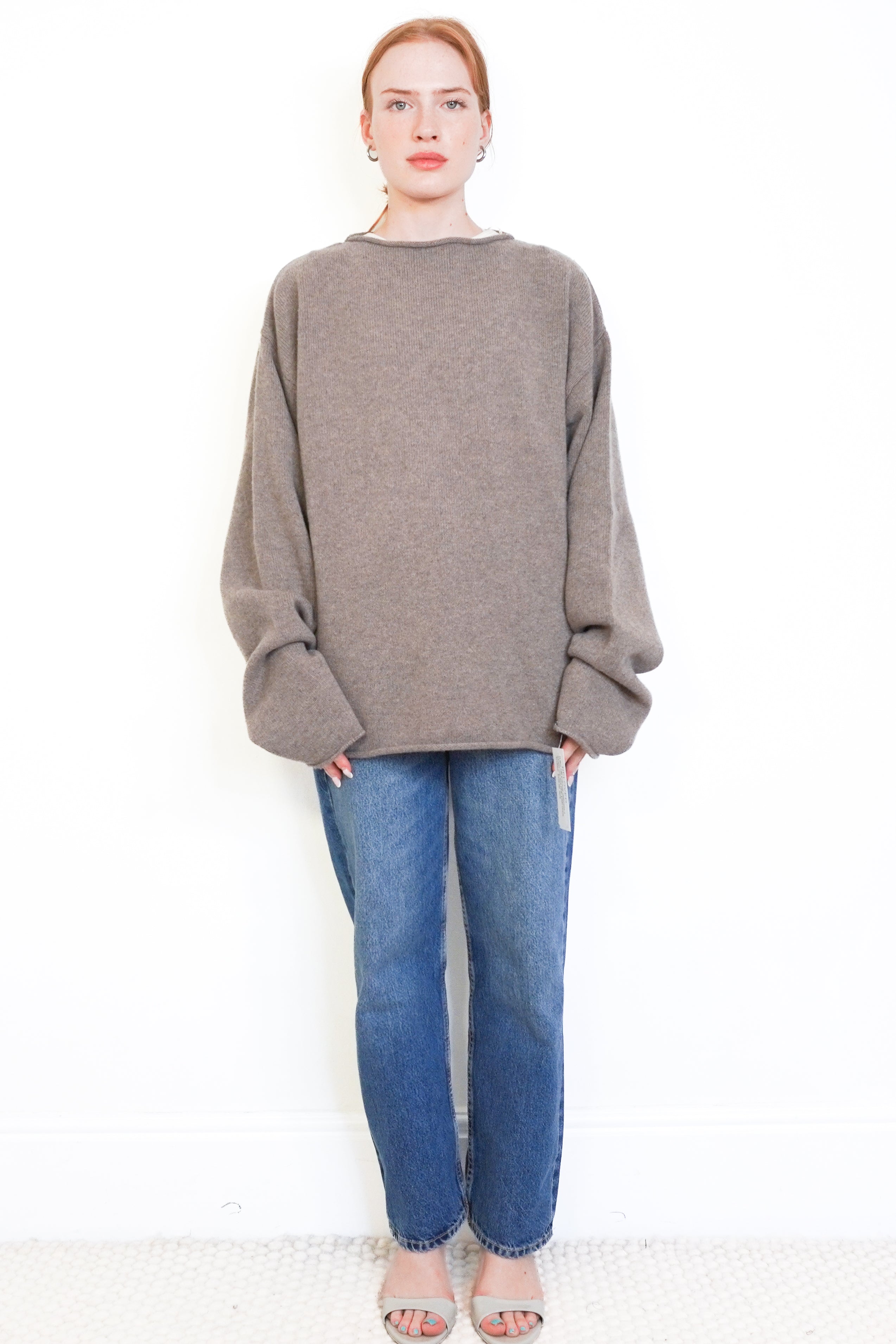 Extreme Cashmere N°53 Crew Hop Jumper in Felt front photo chelsea london