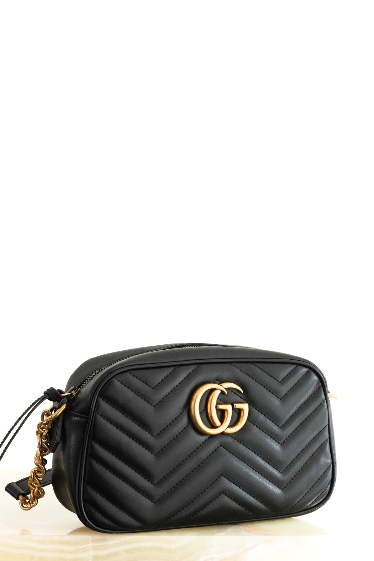 Gucci GG Marmont Matelassé Chevron Black Leather Shoulder Bag (RRP £1460) | Authentic Preloved