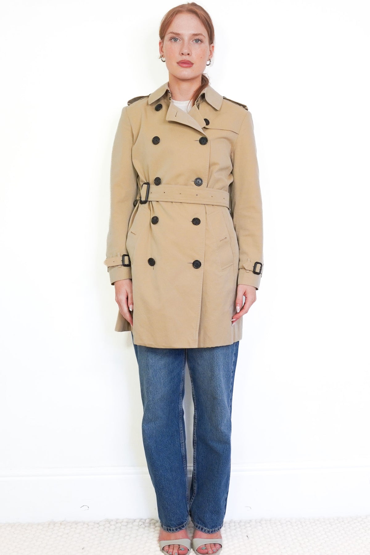 Front Image: Burberry Trenchcoat UK 10 Chelsea London