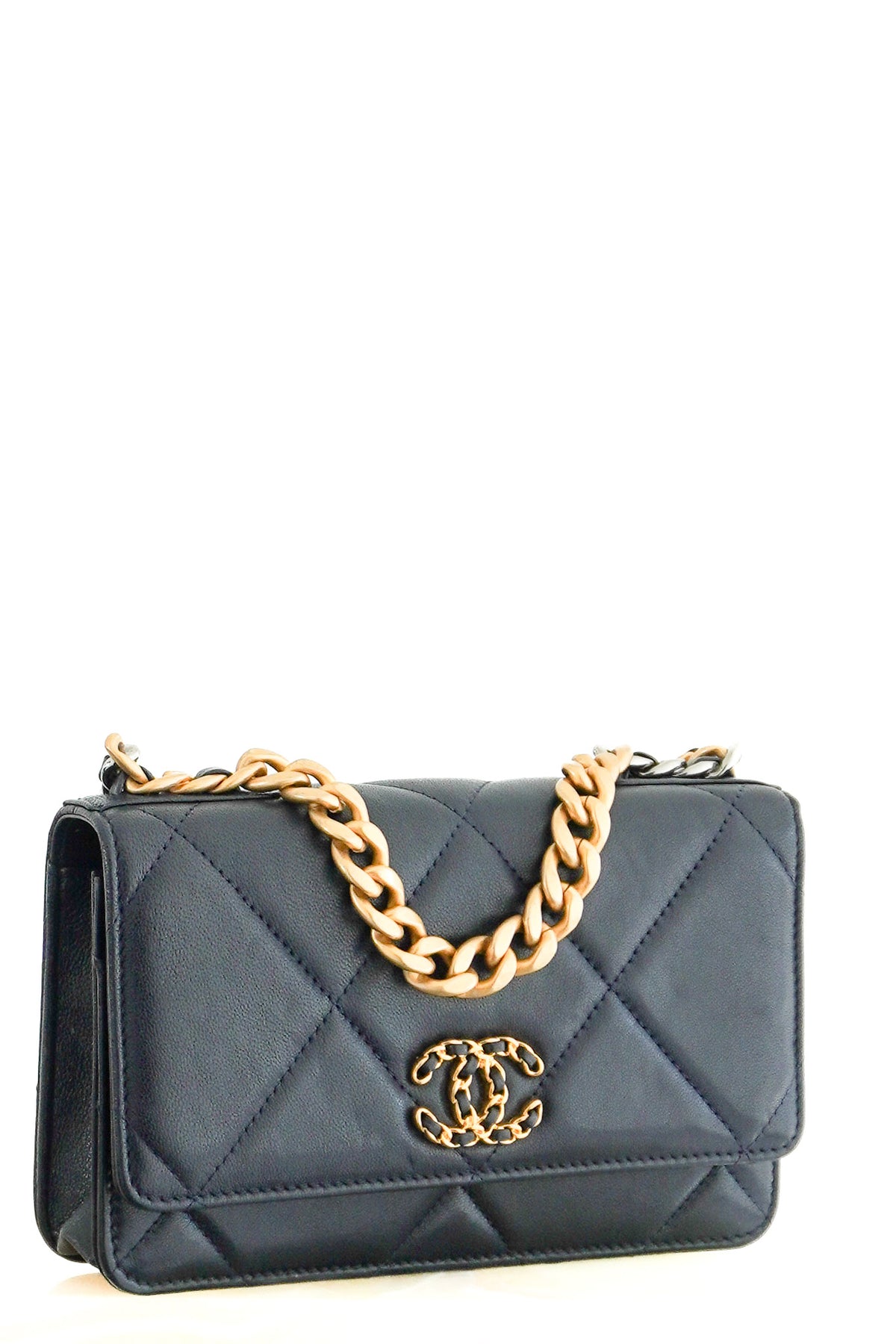 Front Image: Chanel 19 Wallet on Chain Bag in Navy