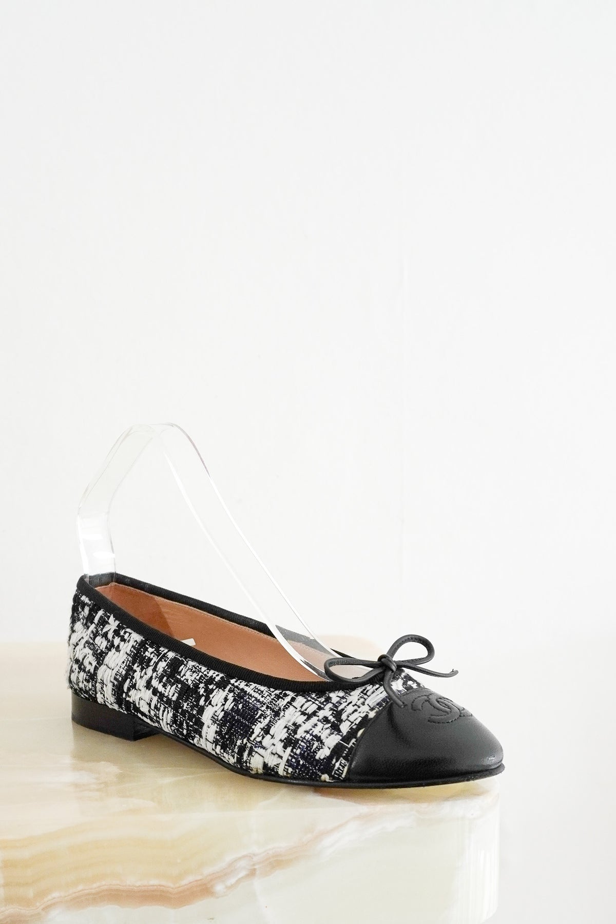 Front Image: Chanel CC Tweed Ballet Flats in White and Black Chelsea London