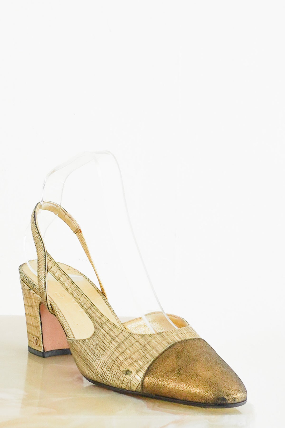 Front Image: Chanel Gold Slingbacks 39