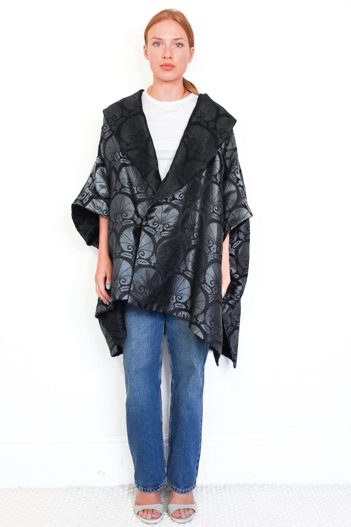 Front Image: Eskandar Unique Kimono