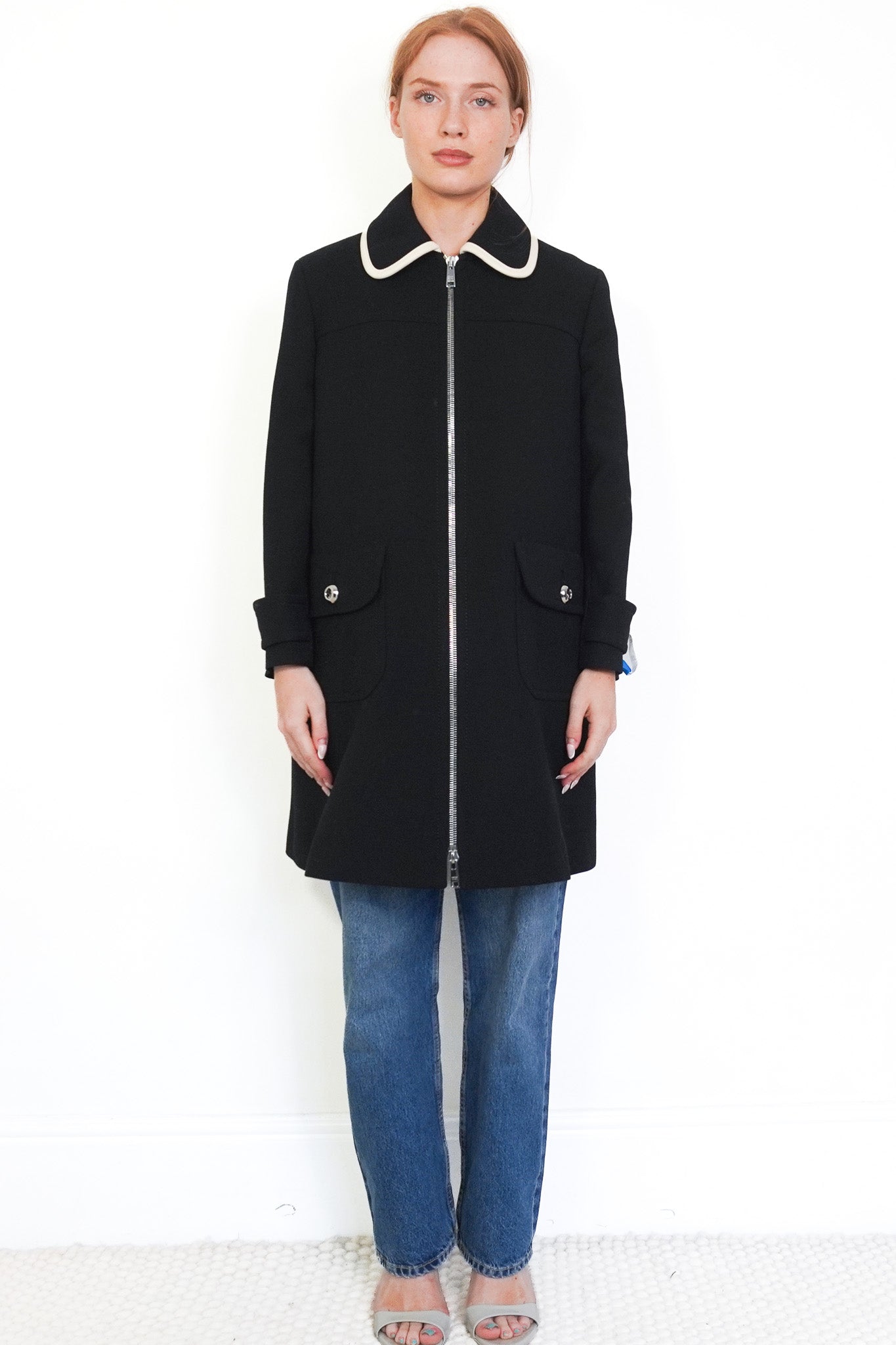 NEW Prada Black Wool Coat with White Trim Collar (RRP £2500) | Authent