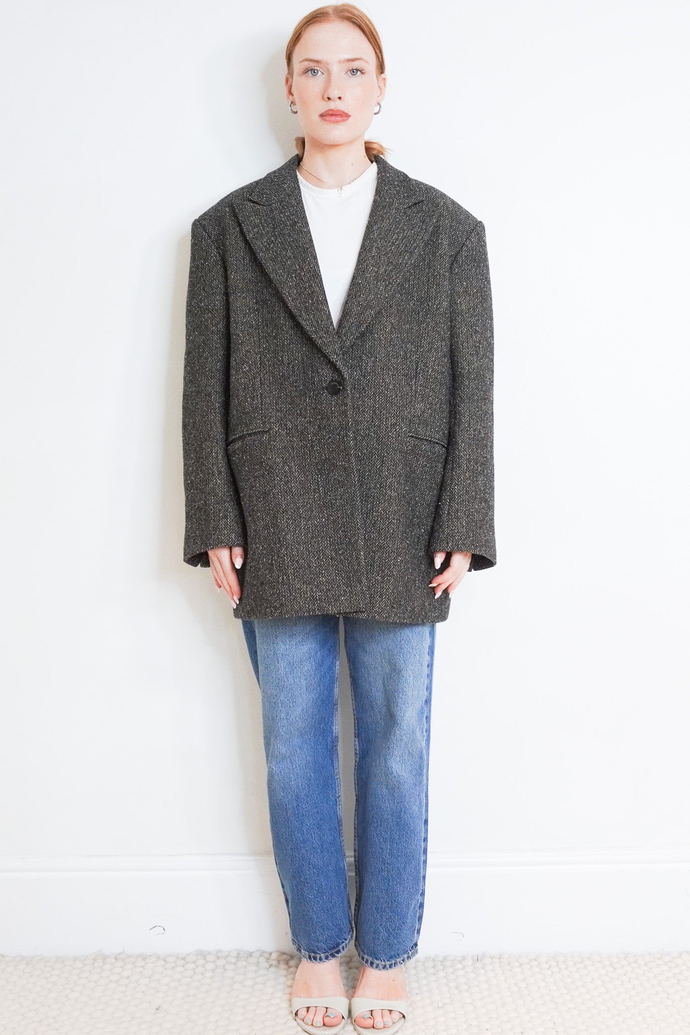 Front Image: Sandro Maron Tweed Blazer Jacket in Herringbone Chelsea London