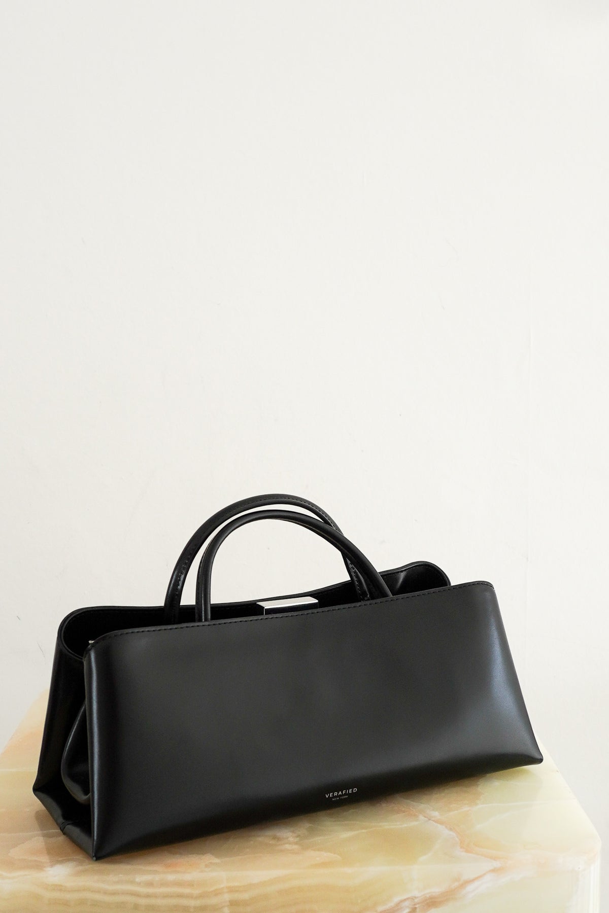 Front Image: Verafied Noir Eclair Bag Interchangable Strap BLACK