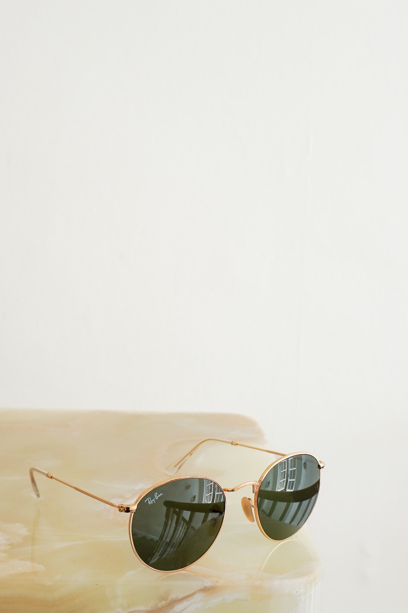 Front Photo of the Ray Ban Aviator Sunglasses Chelsea London