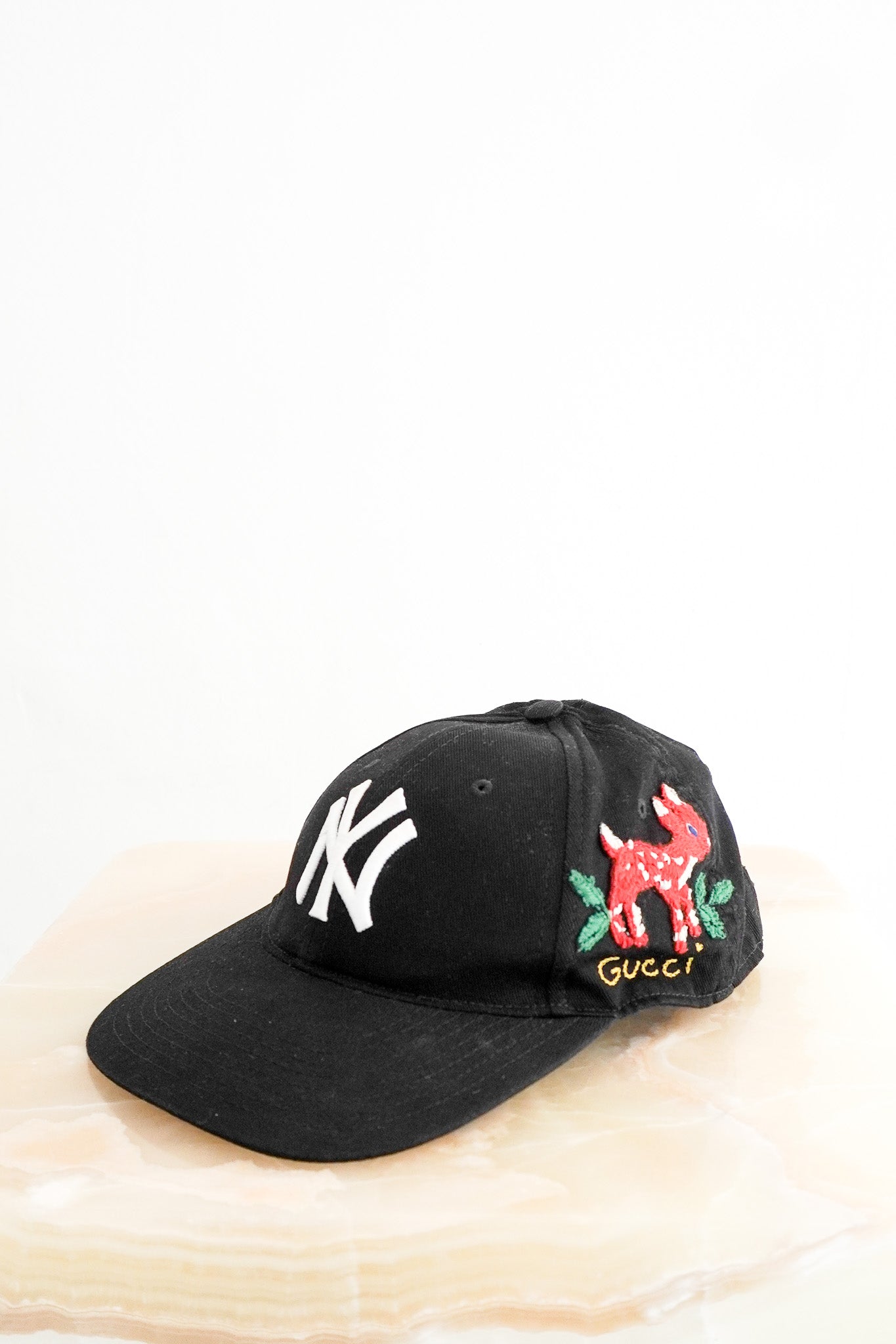Front image of the Gucci X New York Yankees Baseball Hat Chelsea London