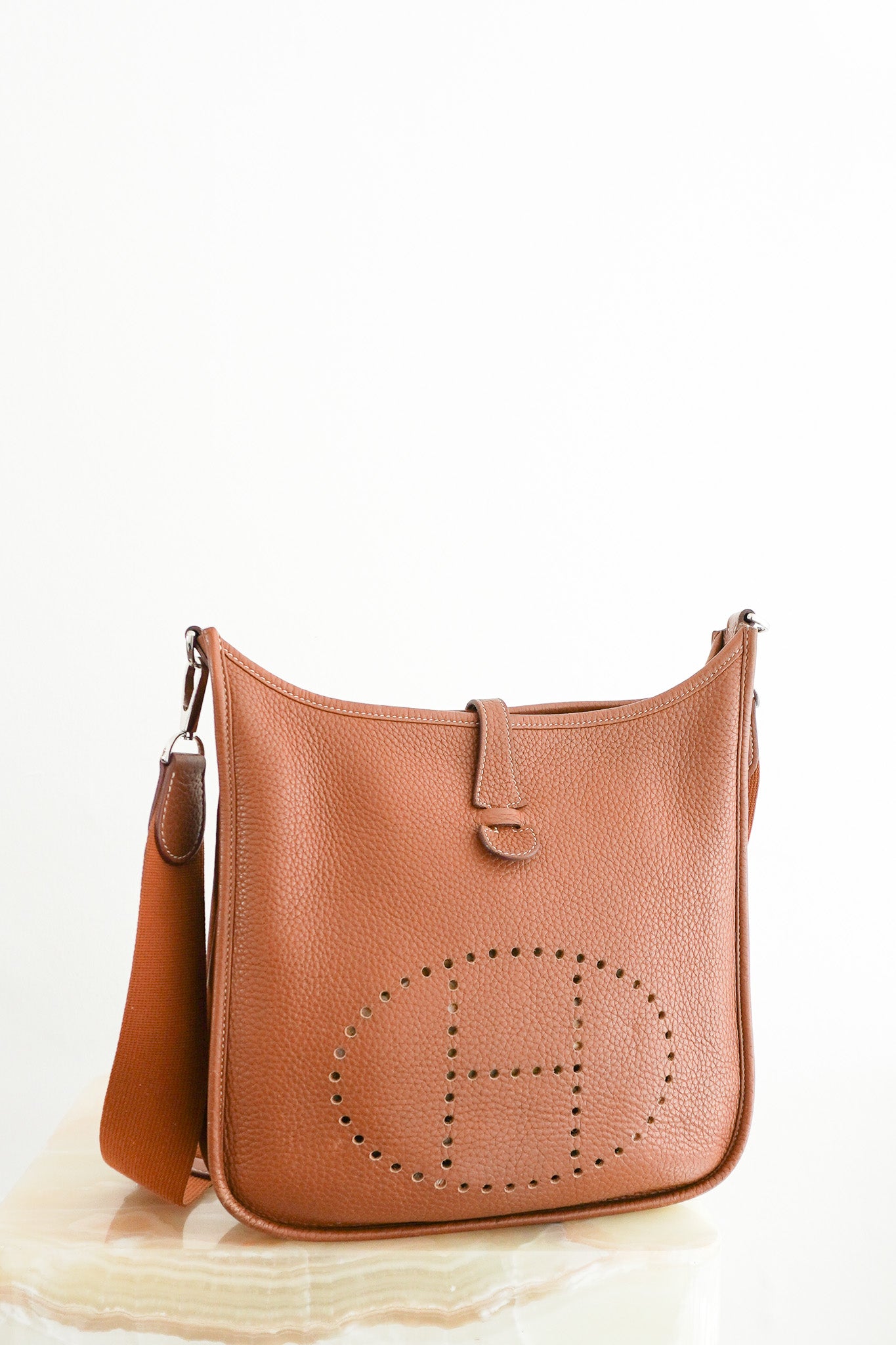 Hermès Gold Evelyne 29 Bag RRP £2,990 | Authenticated - Reloved Again