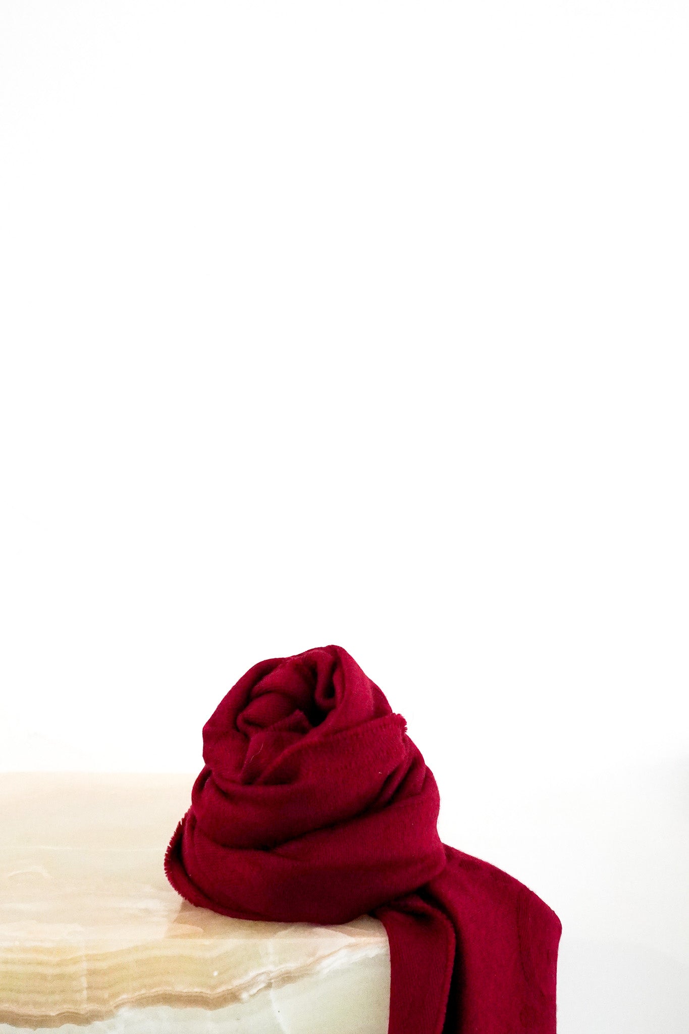 Gucci-GG-Monogram-Wool-Scarf-in-Burgundy