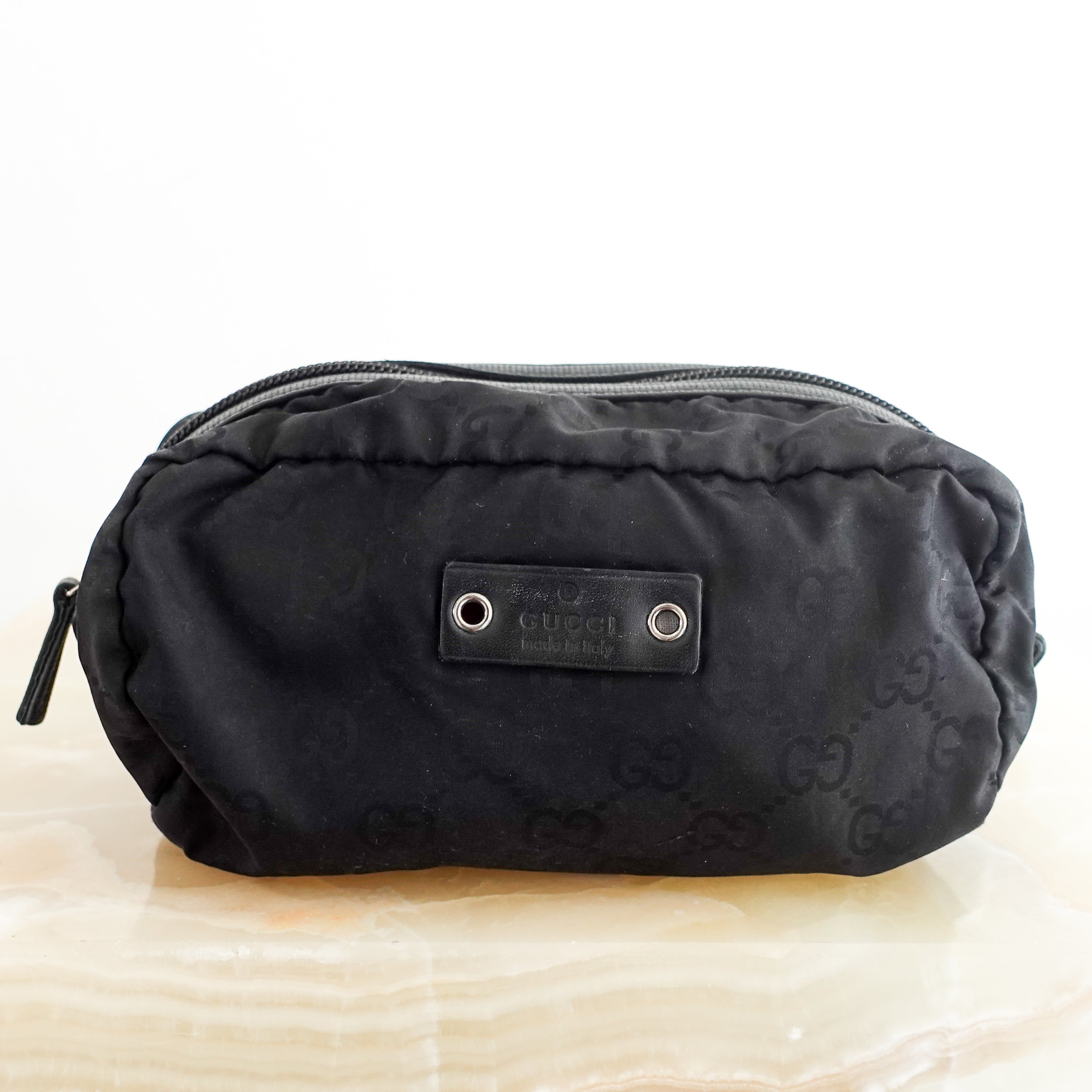 Gucci-Monogram-mini-Black-Makeup-Bag-Front-picture