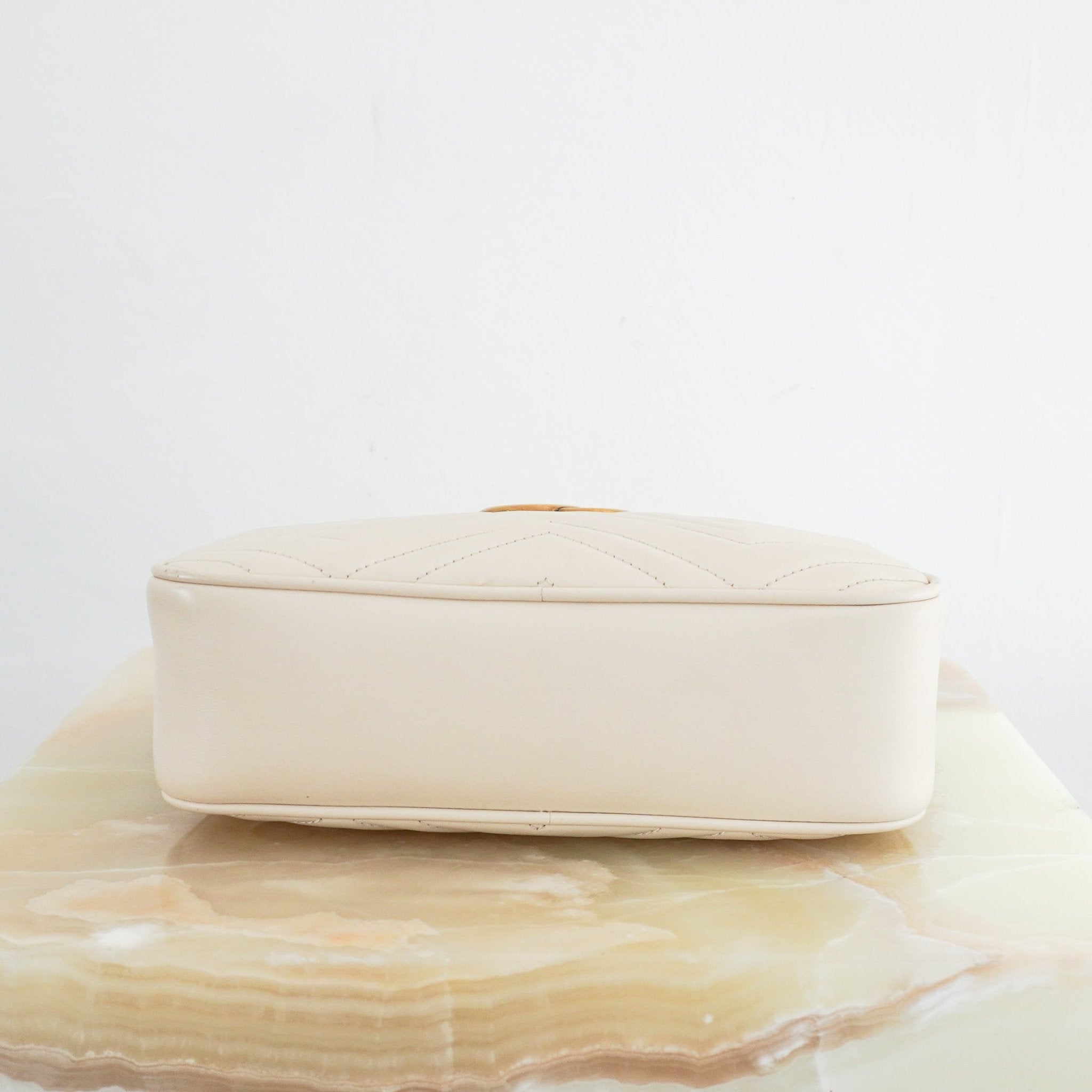 Gucci White Leather Small Camera Bag RRP £1460 | Authentic Preloved - Reloved Again