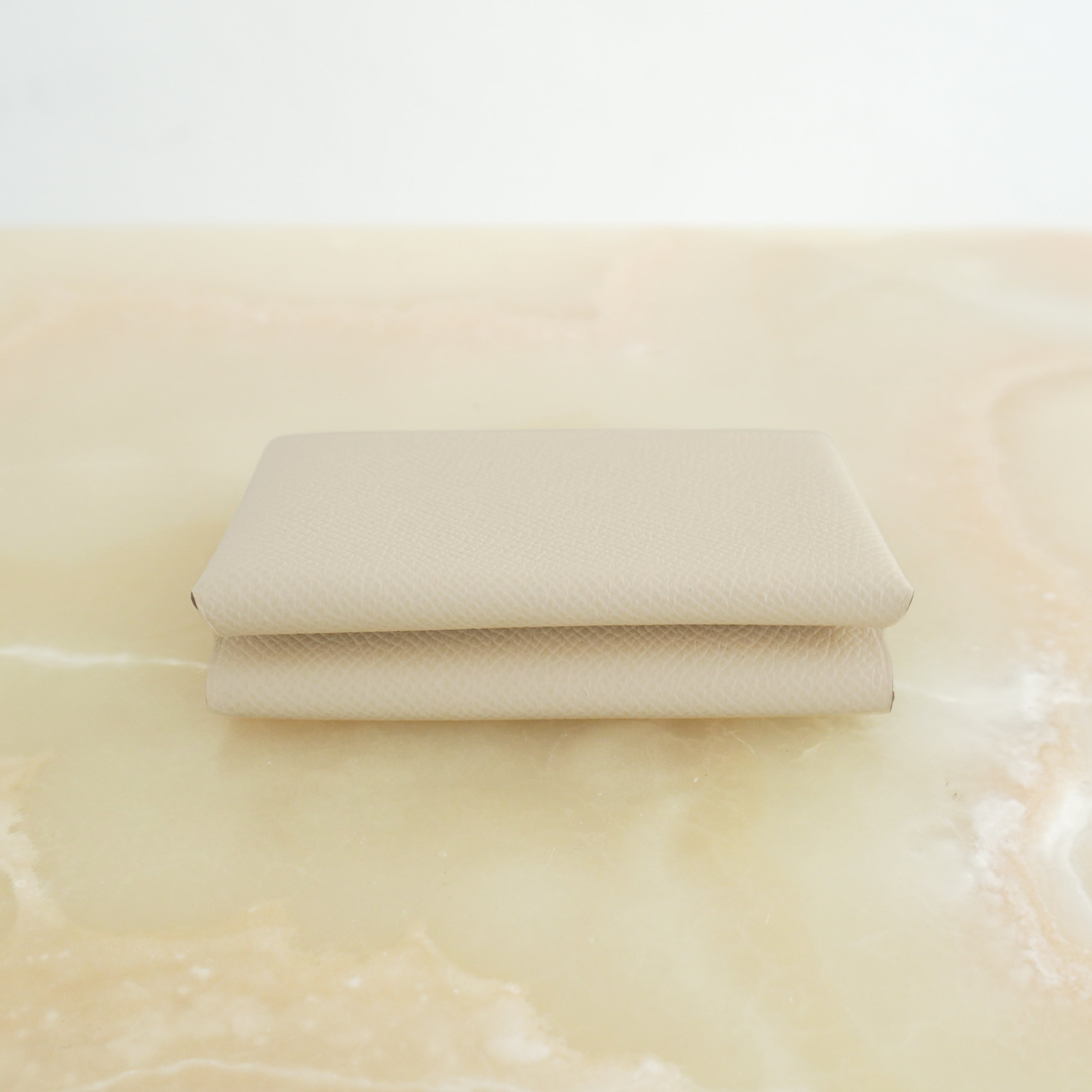 Hermès Calvi Card Holder in Cream Epsom Leather front photo chelsea london bottom