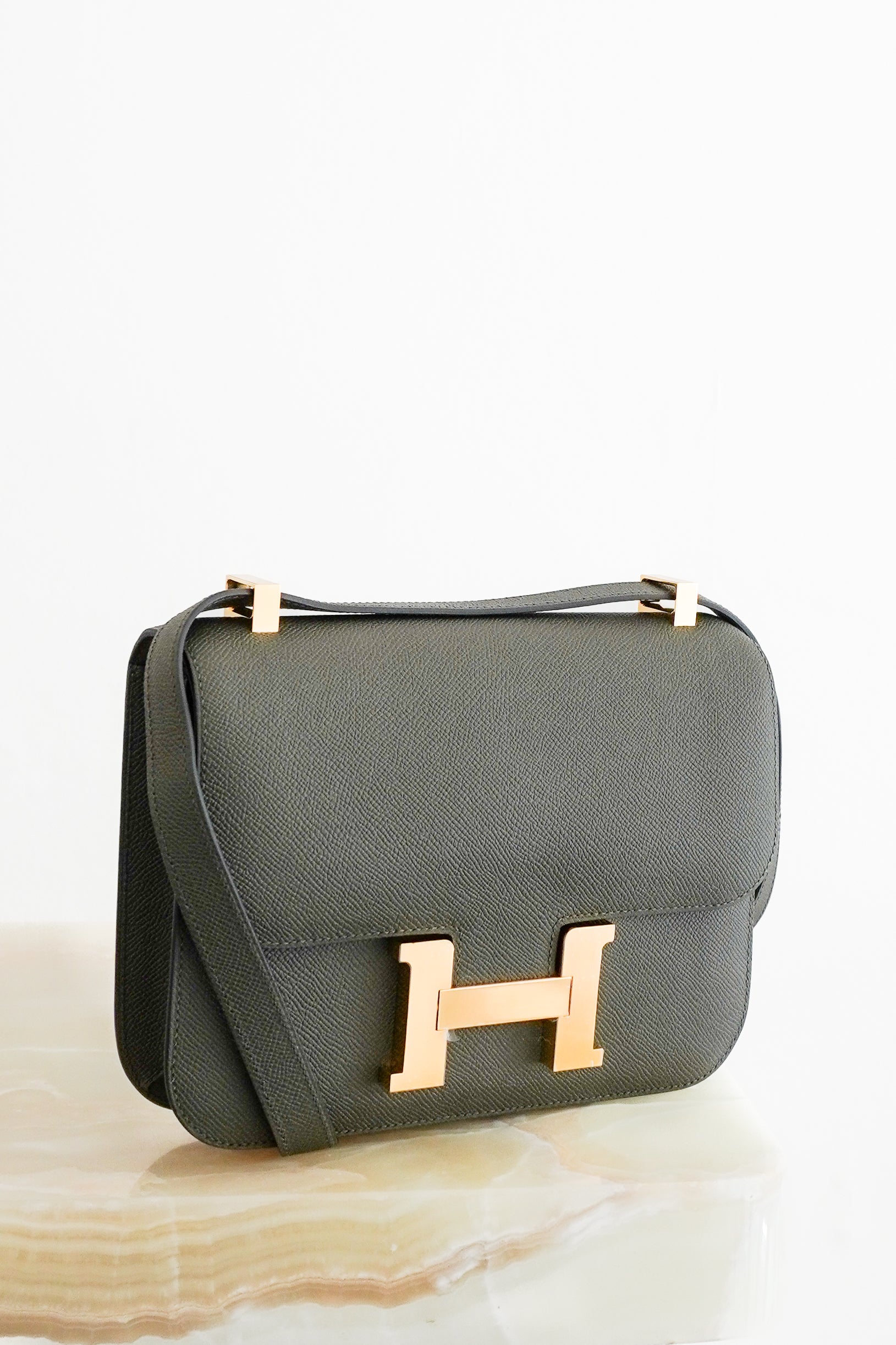 Hermès Constance 24 Vert de Gris Epsom Leather Gold Hardware Bag front picture chelsea london