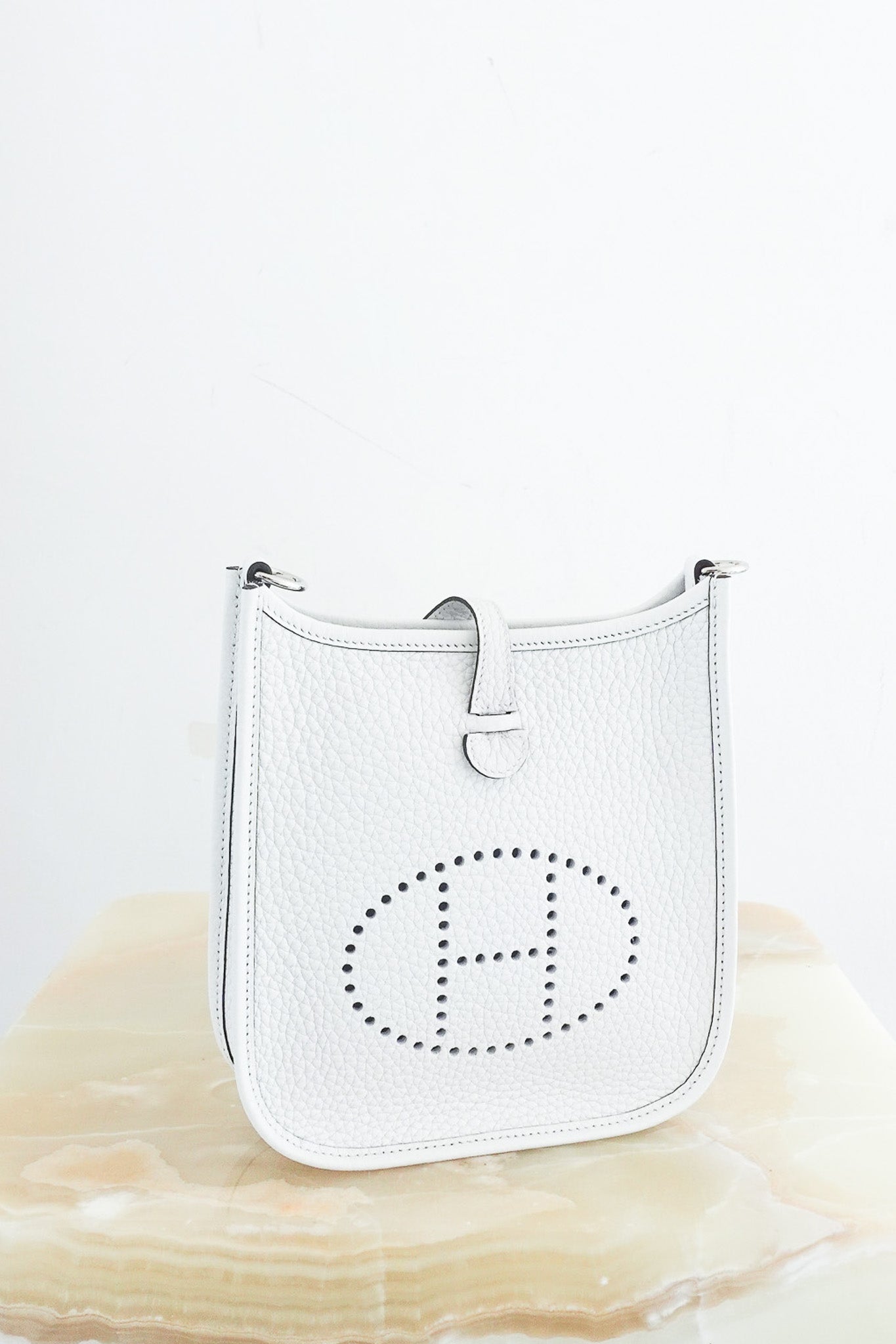 Hermès Evelyne 16 Amazone – White Clemence Leather Bag | Brand New & Authentic.