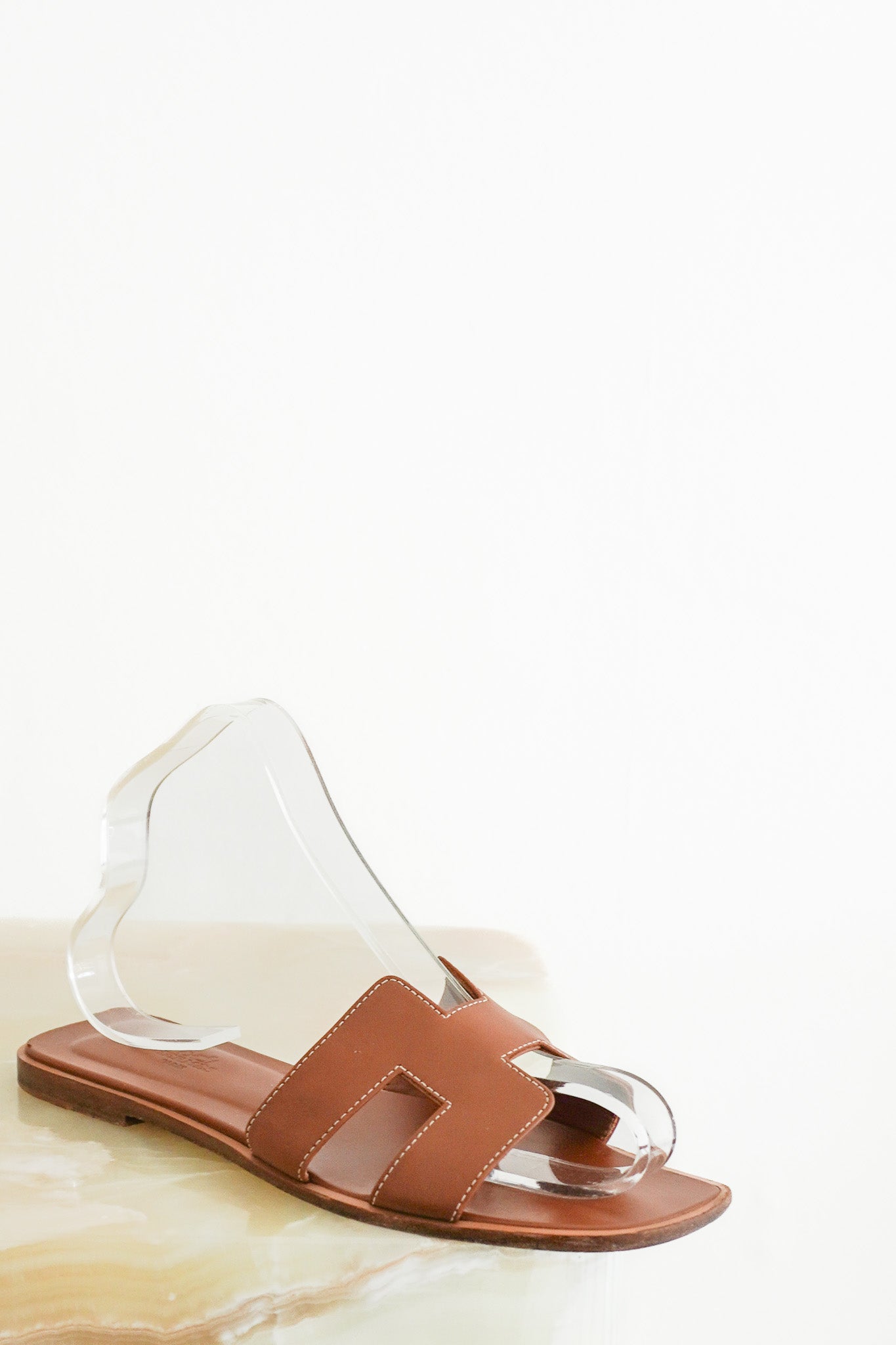 Hermès Oran Leather Sandals front picture