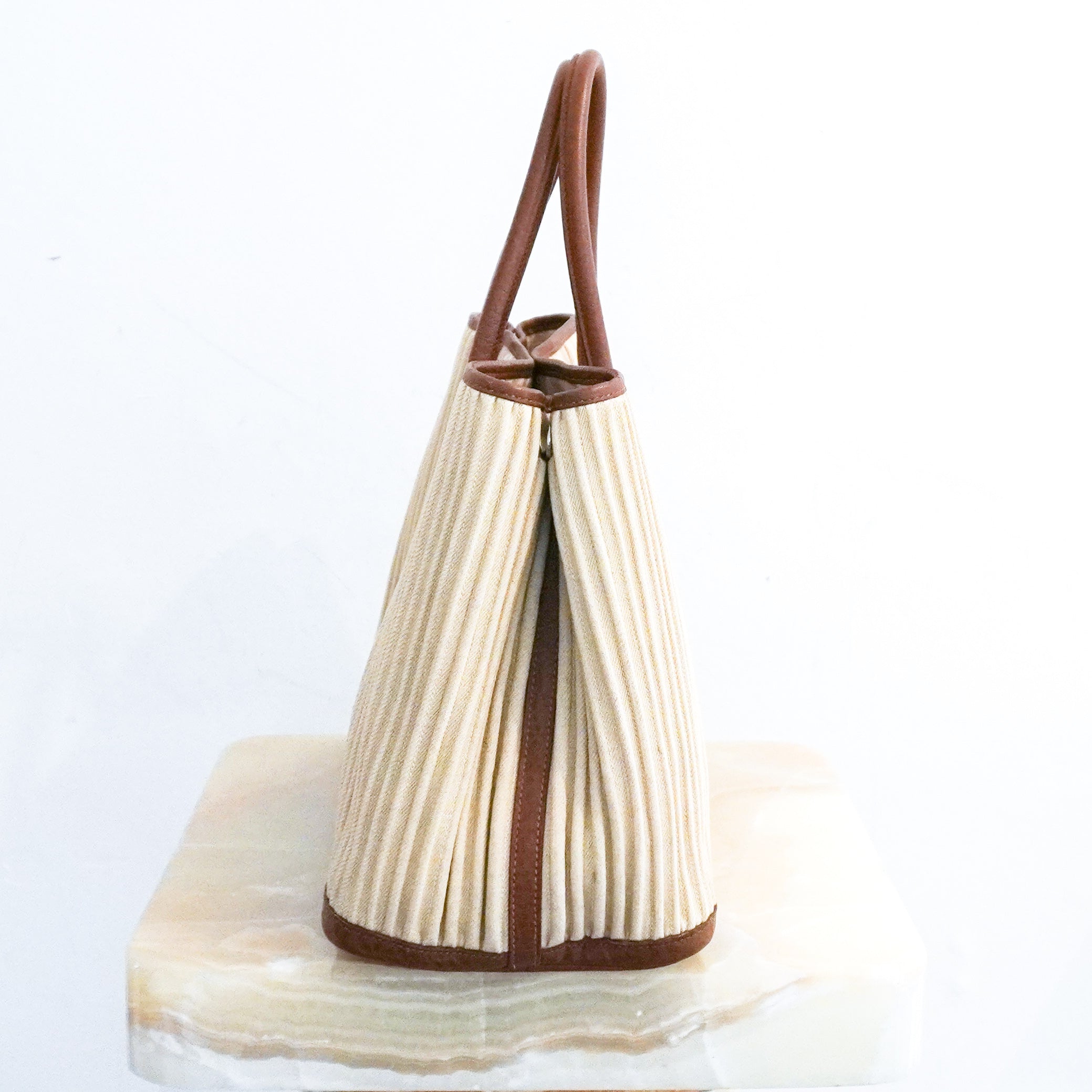 Hermes-Beige-Garden-Party-36-Tote-Bag-side-picture-Chelsea-London