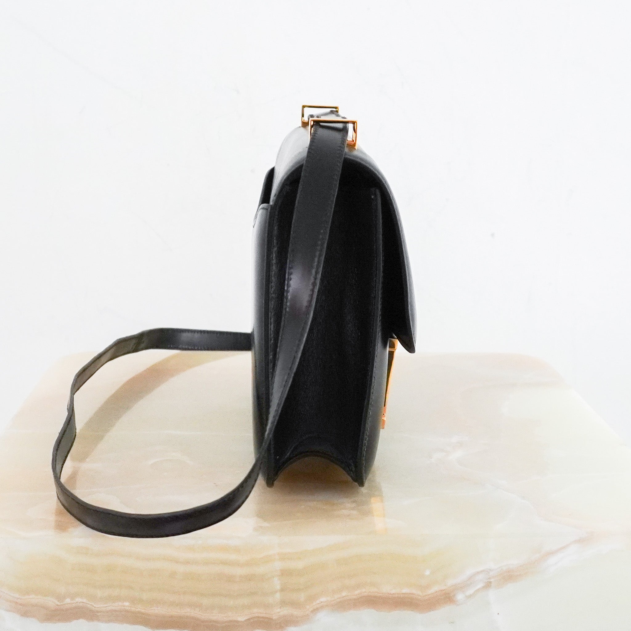 Hermes-Constance-23-Noir-side-picture