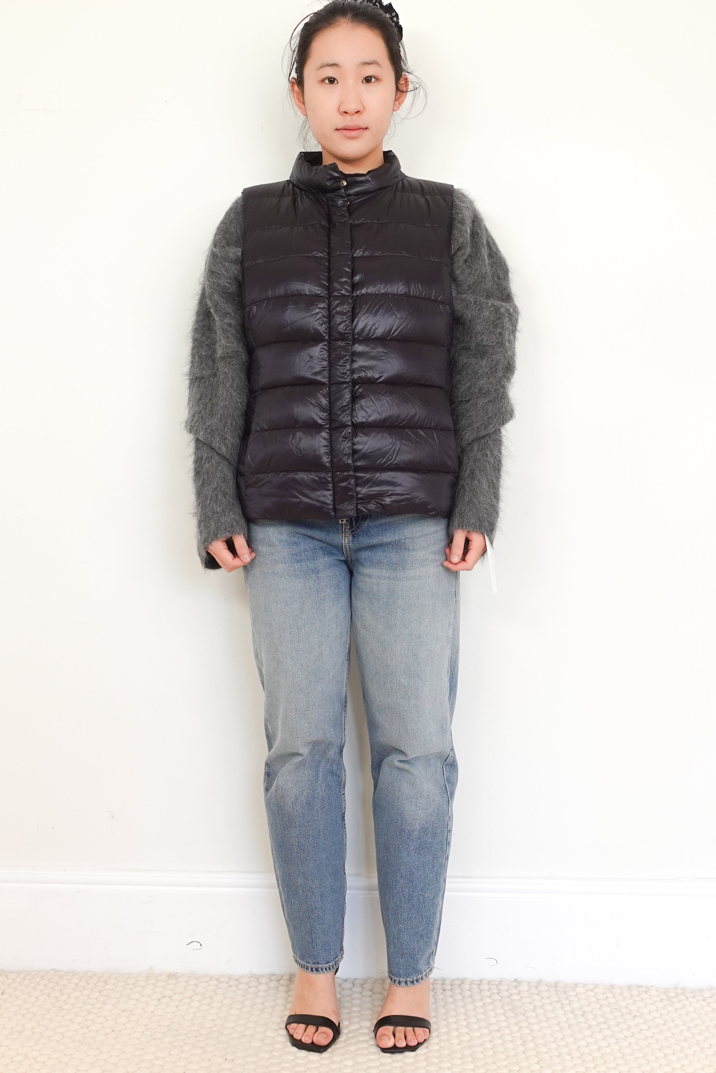 Herno-Navy-Bodywarmer-Gilet-Jacket-front-picture-Chelsea-London