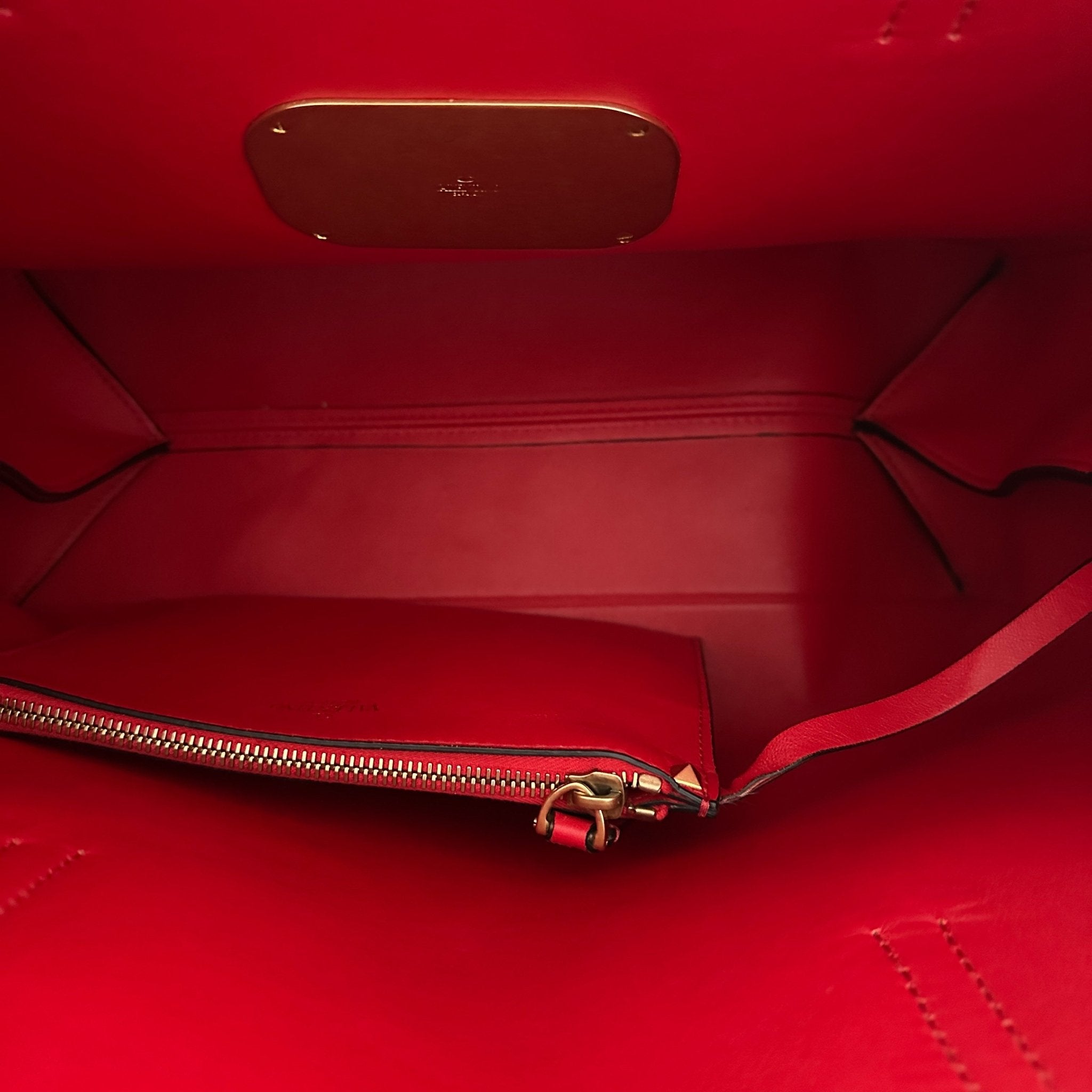 Valentino Large V Ring Tote in Red RRP £1700 | Authentic Preloved - Reloved Again
