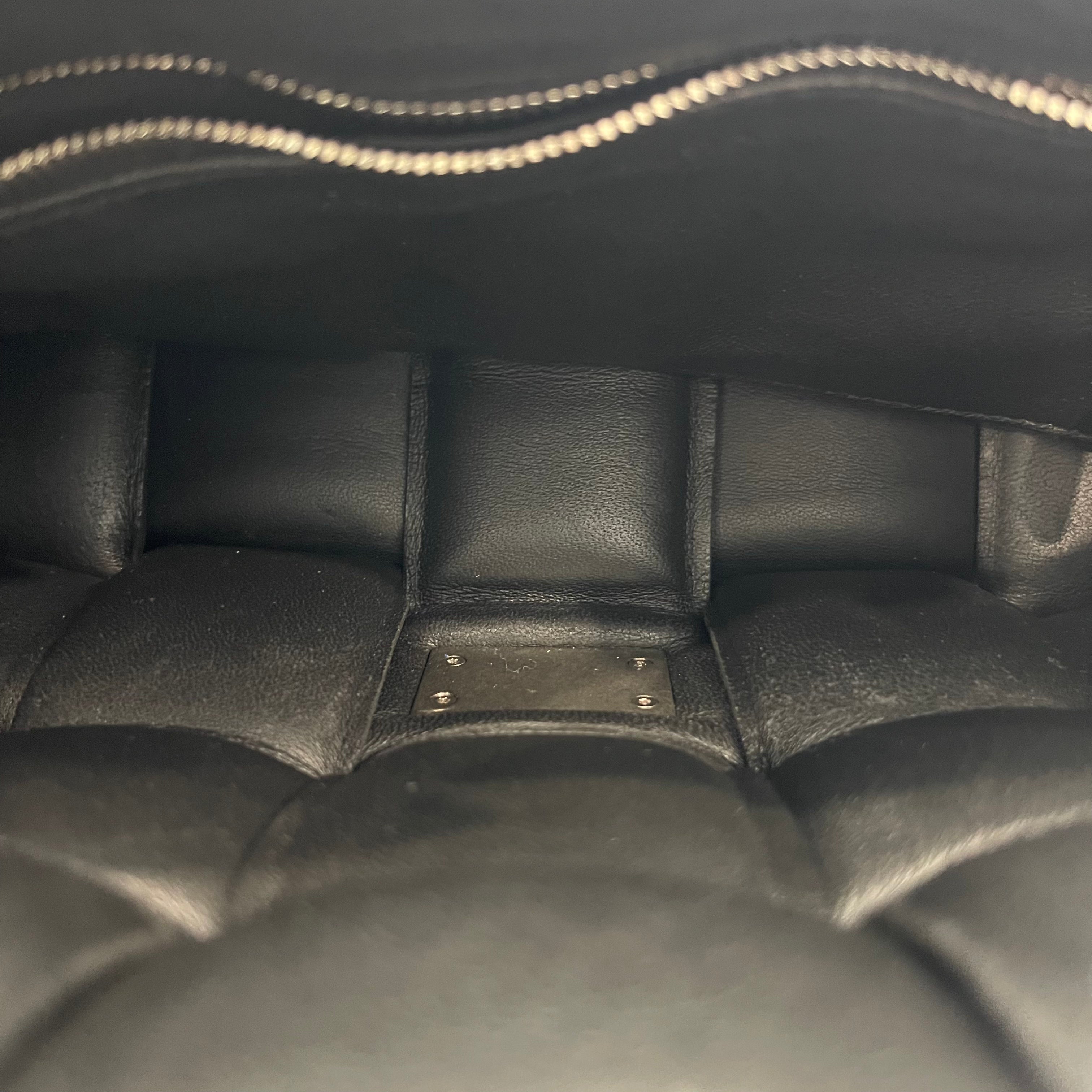 Bottega Veneta Padded Cassette Bag in Nero (RRP £3230) | Authentic Preloved