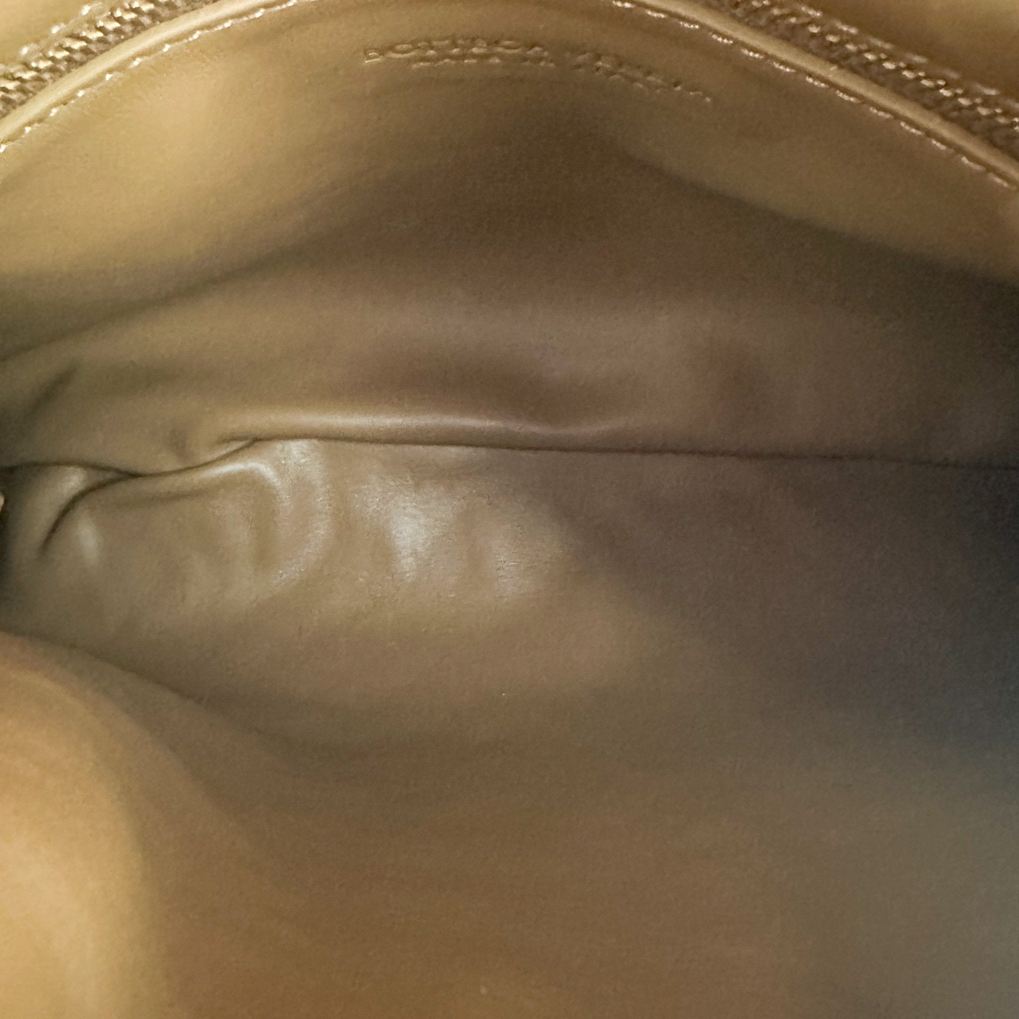 Bottega Veneta Intrecciato Medium Hop Suede Shoulder Bag in Tan RRP £3370 | Authentic Preloved - Reloved Again