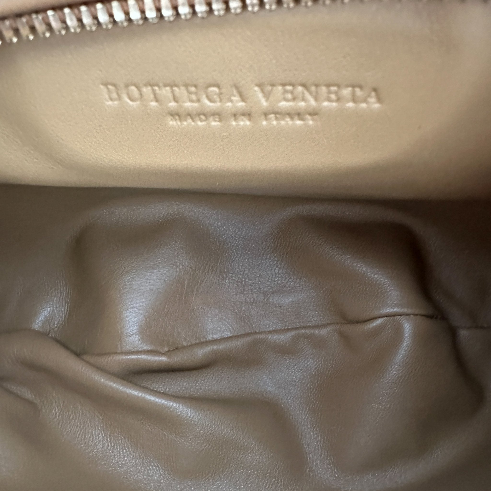 Bottega Veneta Teen Jodie Bag in Camel RRP £2840 | Authentic Preloved - Reloved Again