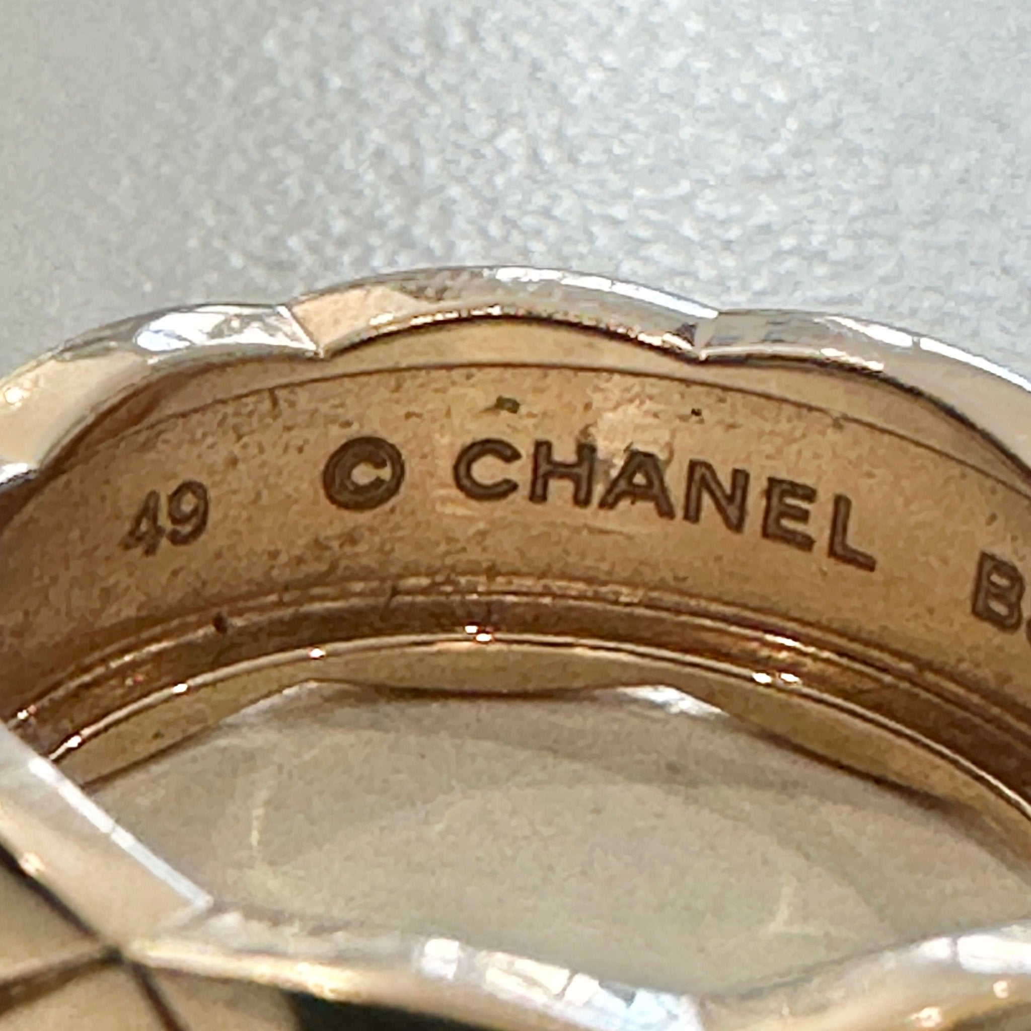 Chanel Coco 18k Beige Gold Ring RRP £2650| Authentic Preloved