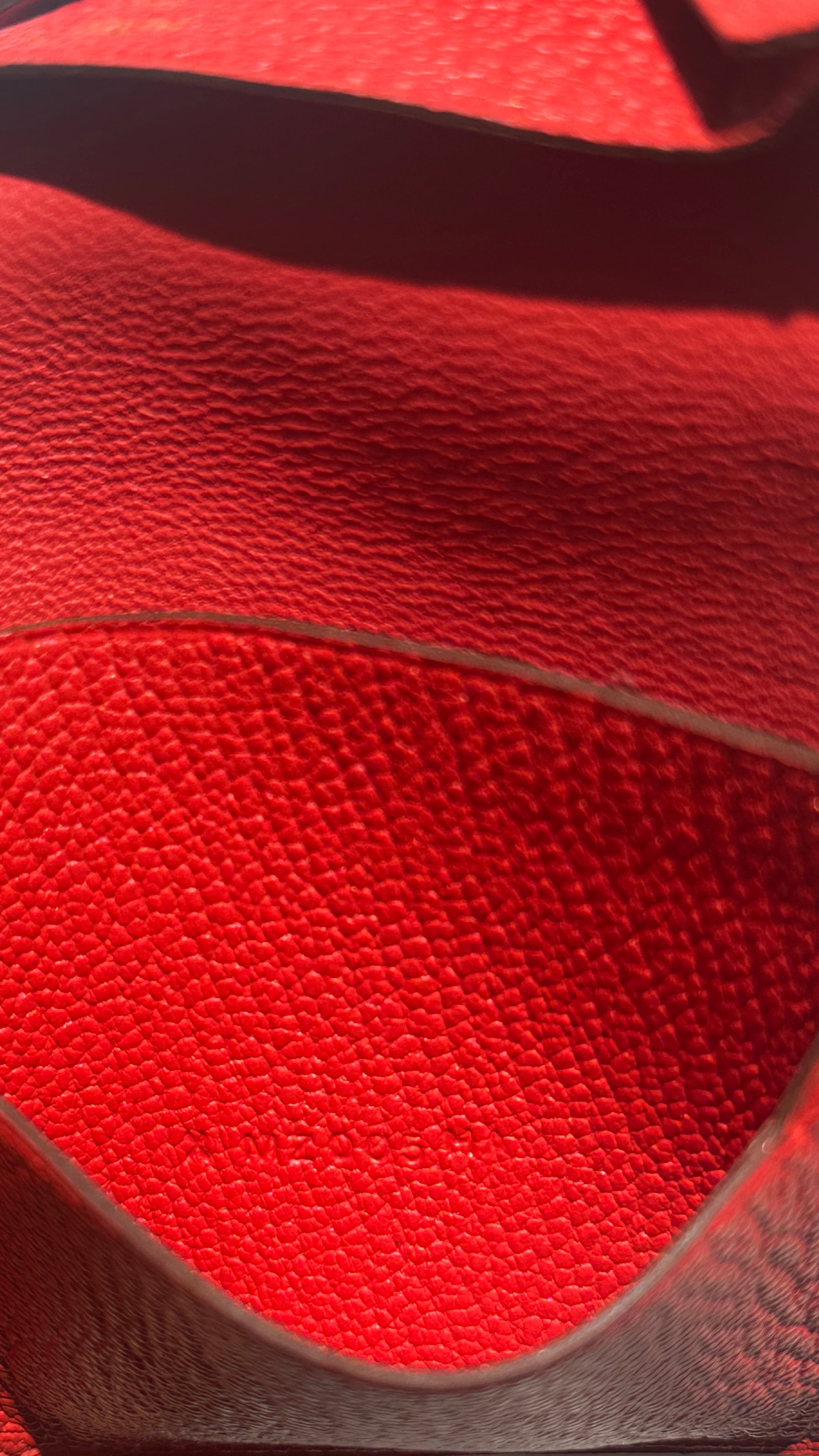 NEW Hermes Bearn Card Holder in Red (RRP £1700) | Authentic Preloved