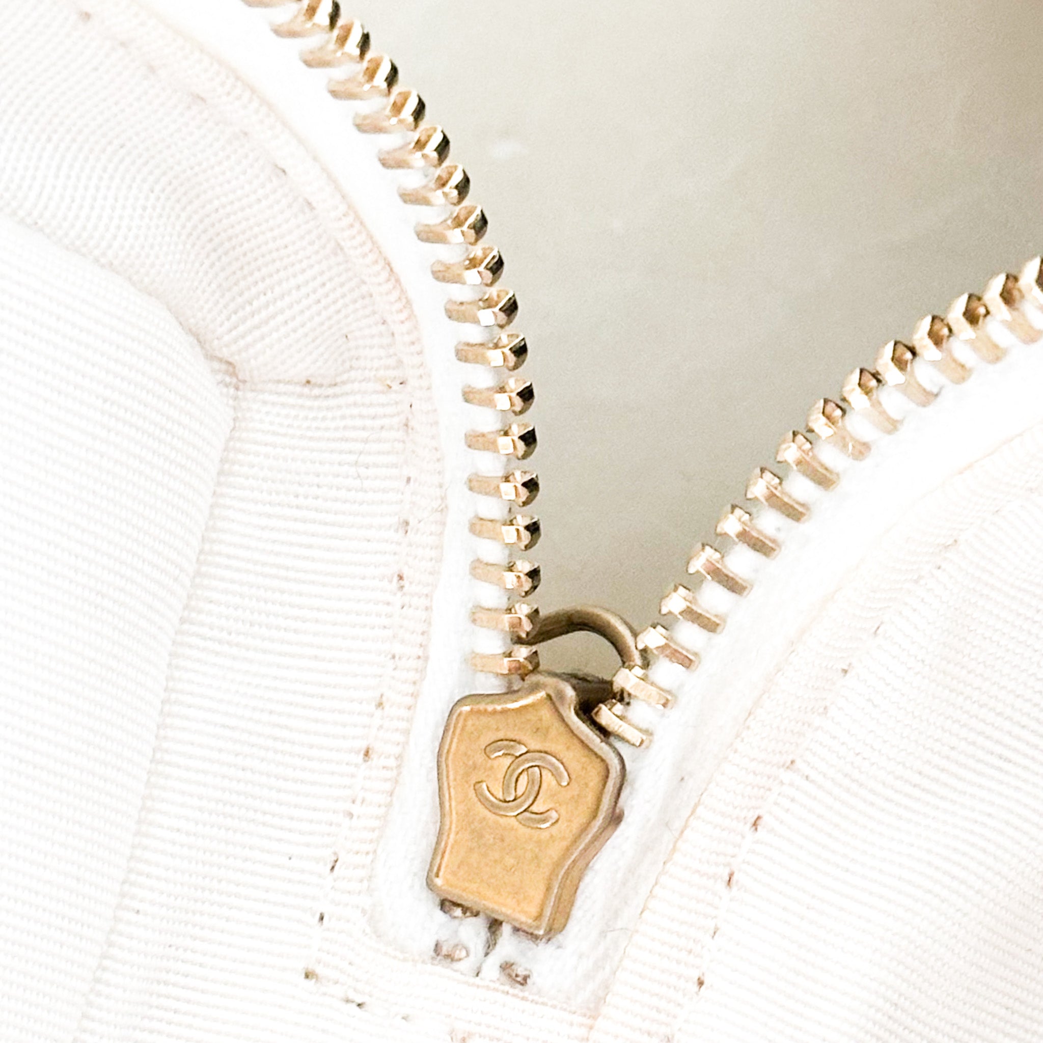 RARE Chanel Caviar Mini Vanity Bag in White RRP £2210 | Authentic Preloved - Reloved Again