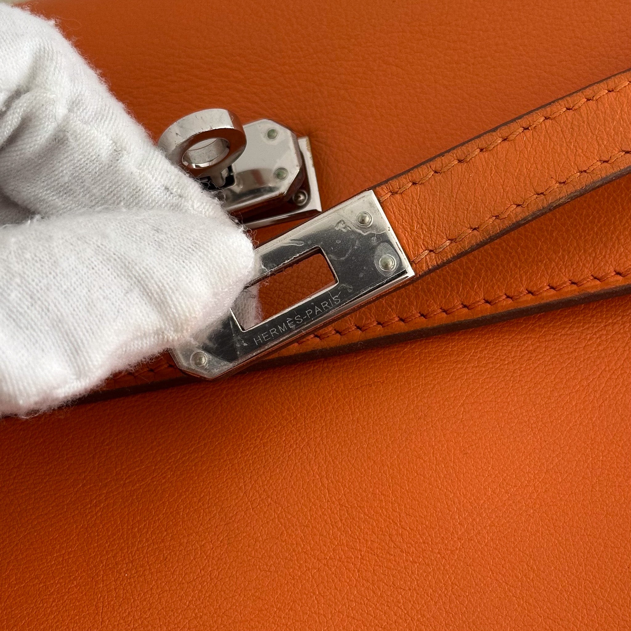Hermès Kelly Danse II Orange in Swift Leather | Authentic Preloved - Reloved Again