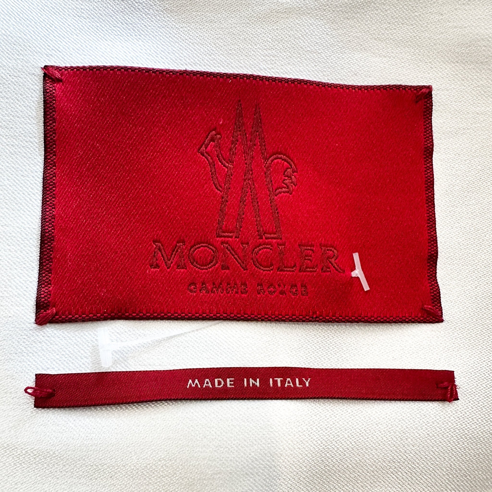 Moncler LIMITED EDITION Gamme Rouge Chain Jacket with Cinched Waist RRP £700 | Authentic Preloved - Reloved Again