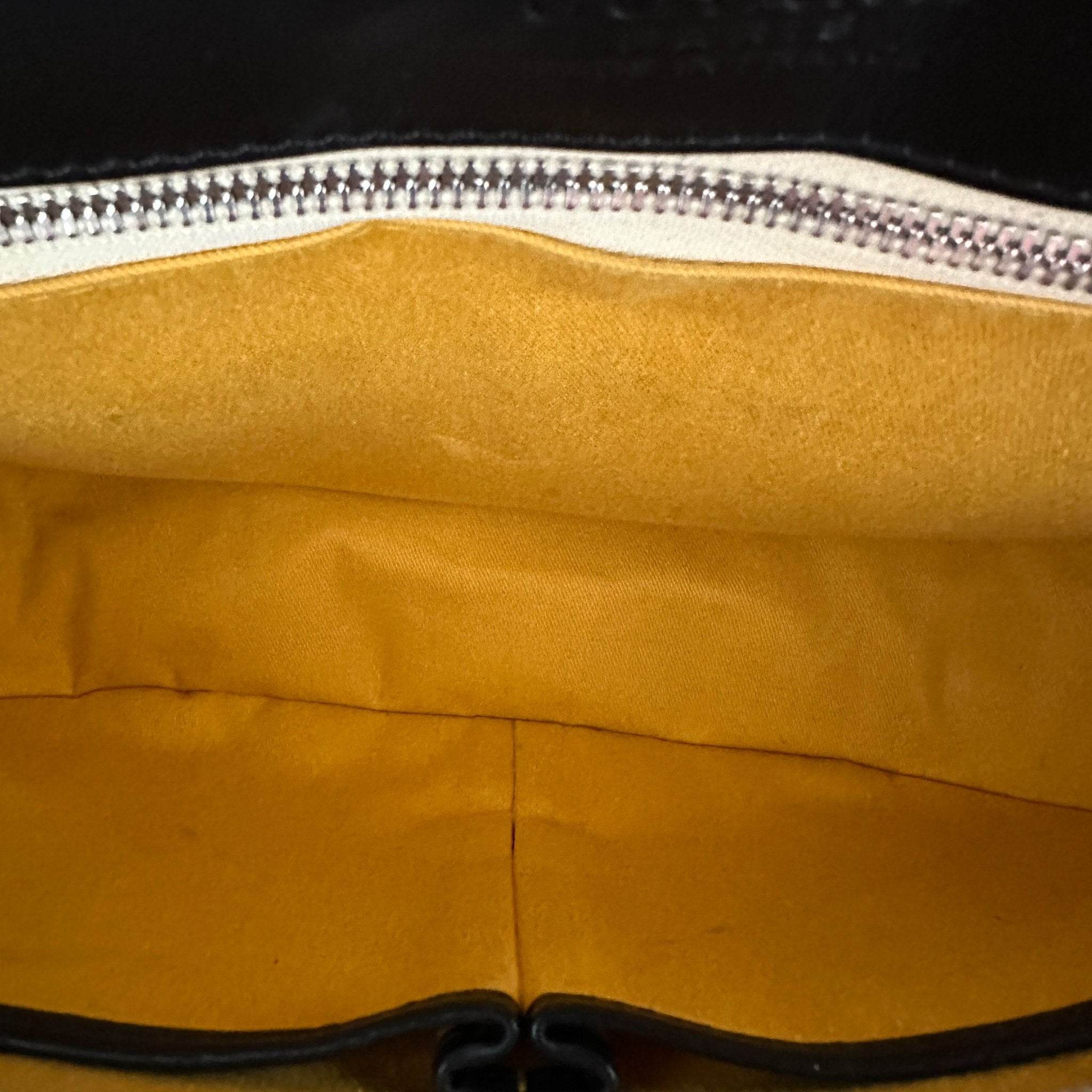 Goyard Black Belvedere MM Messenger Bag RRP £2500 | Authentic Preloved - Reloved Again