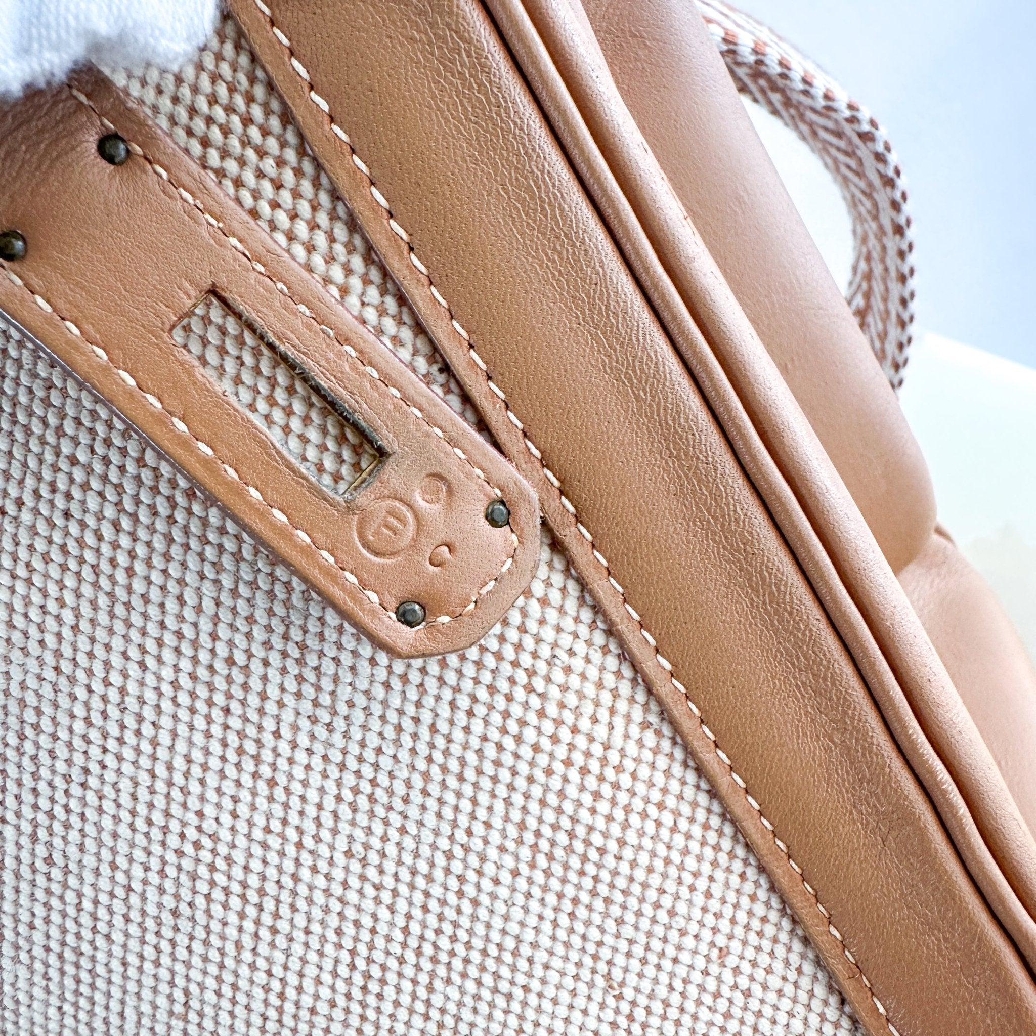 Hermès Kelly 32 Natural Courchevel and Toile with Gold Hardware | Authentic Preloved - Reloved Again