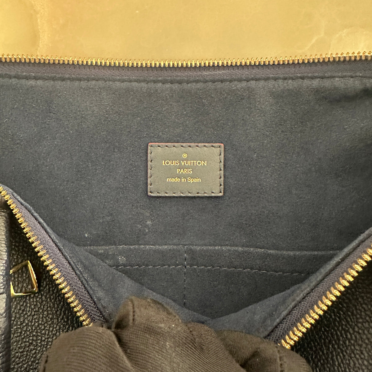 Louis Vuitton Monogram Empreinte V Tote MM in Marine Rouge (RRP £2390) | Authentic Preloved