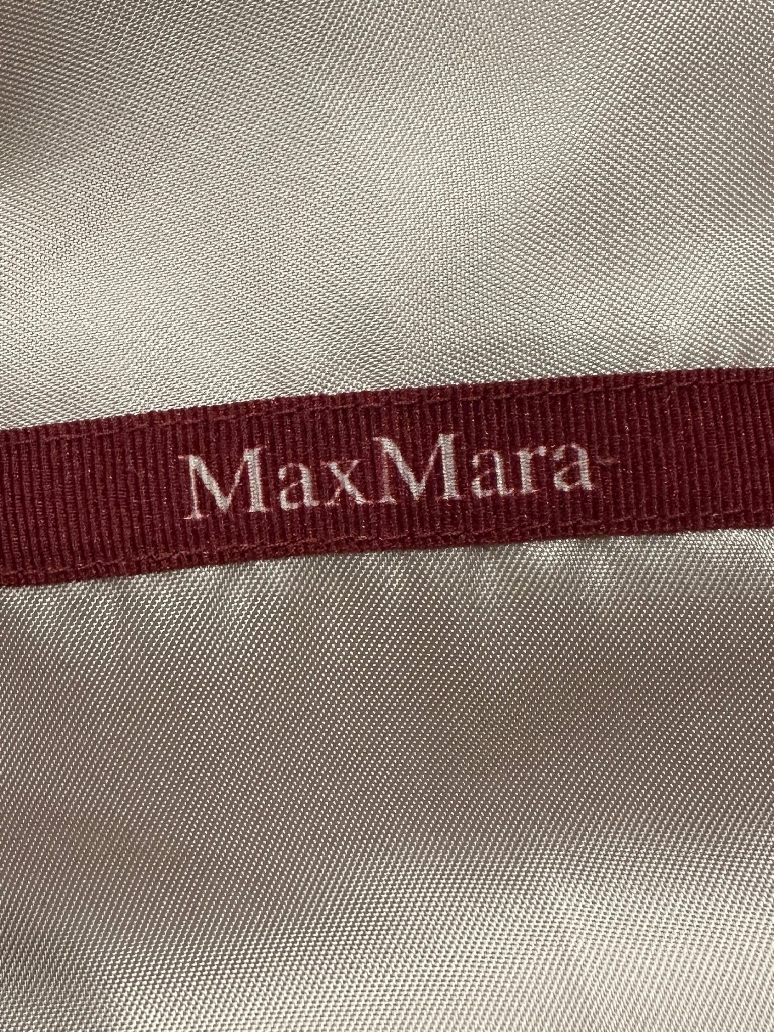 Max Mara Studio Oatmeal Wool Short Coat RRP £1799 | Authentic Preloved - Reloved Again