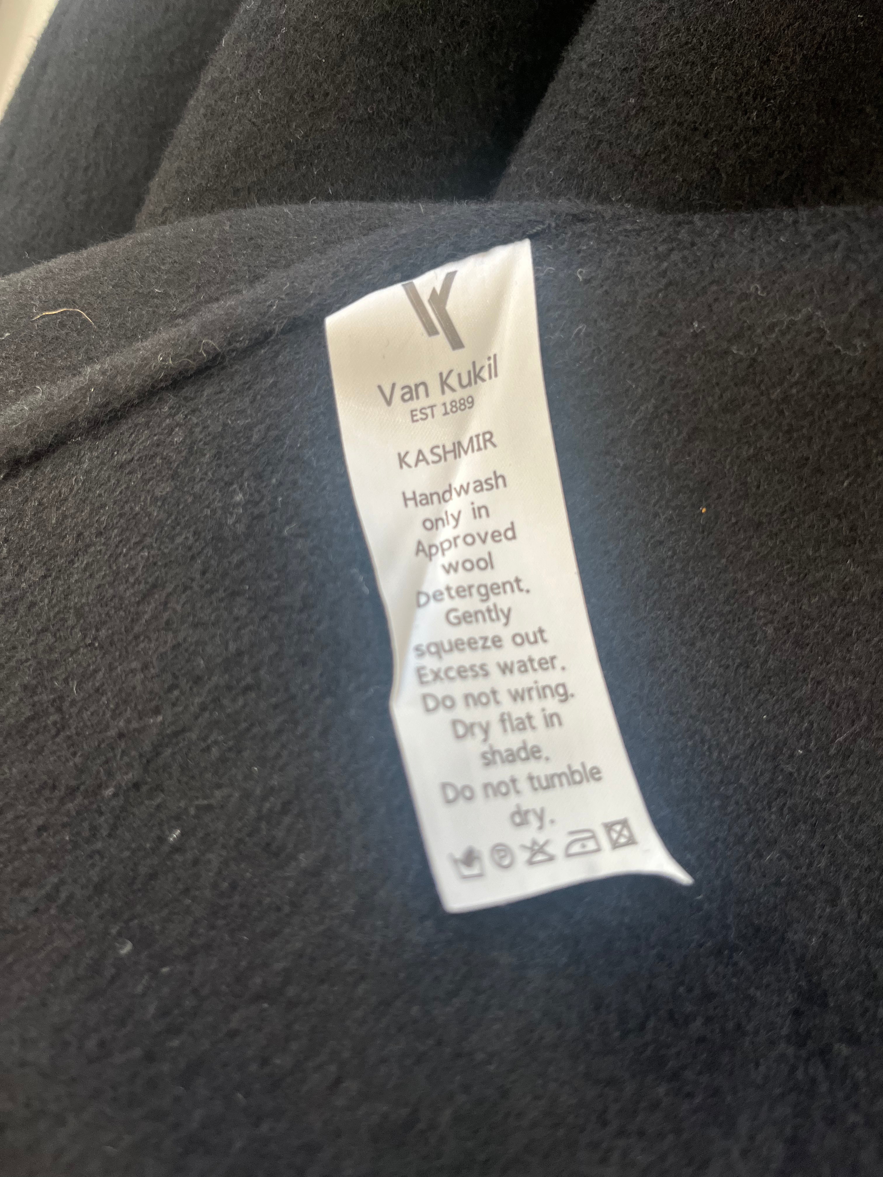 Wande Vos Cashmere Black Cape (RRP £1000) | Authentic Preloved