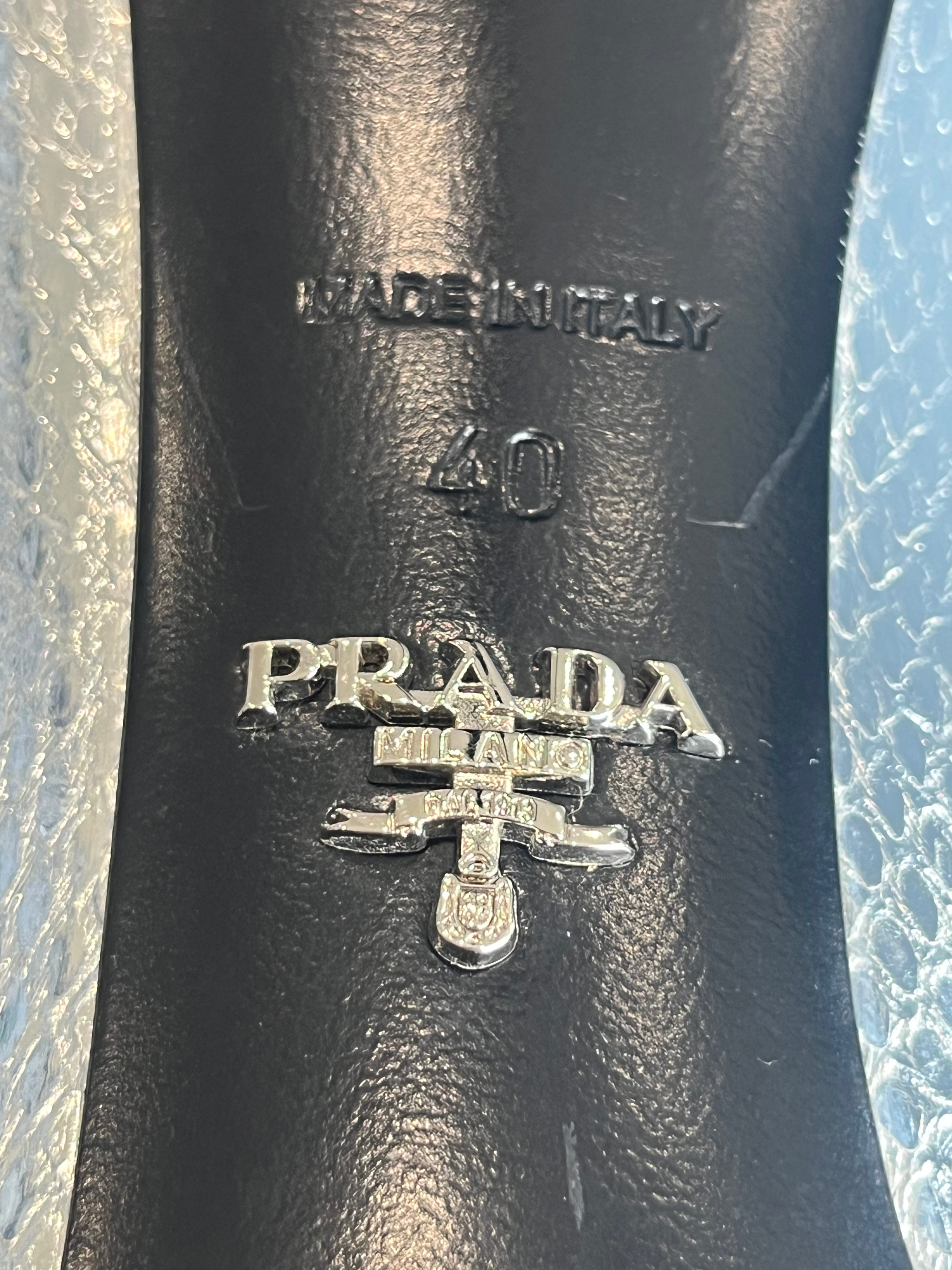 Prada Metallic Silver Snakeskin-Effect Bow Pointed-Toe Pumps (RRP £595) | Authentic Preloved