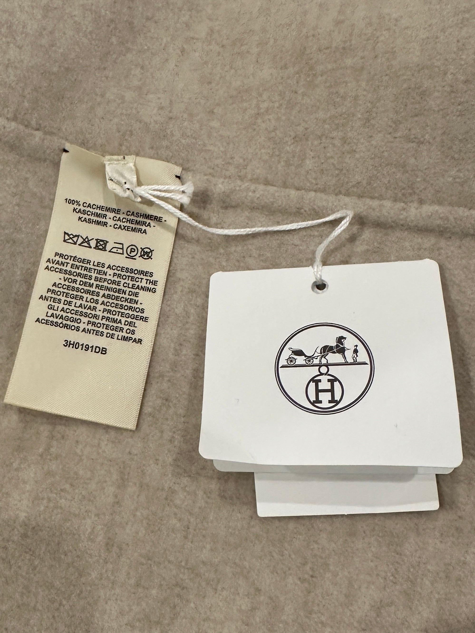 NEW Hermes Beige Long Droit Cashmere Gilet RRP £4K | Authentic Preloved