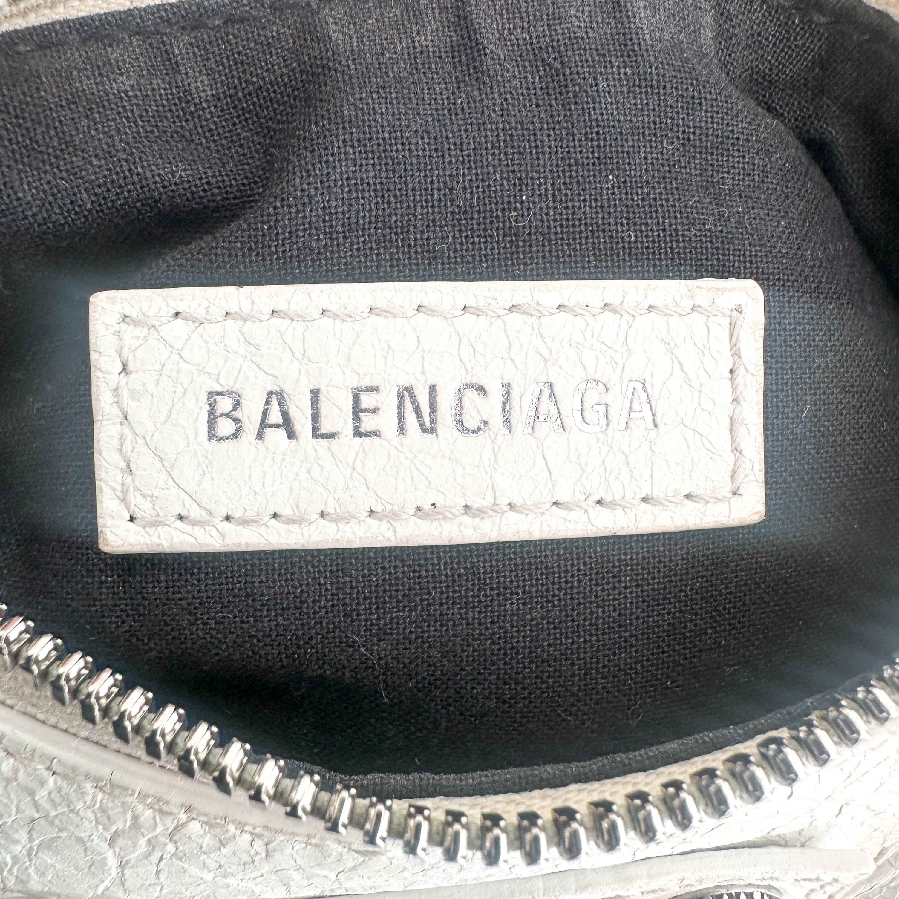 Balenciaga Le Cagole XS Bag in White (RRP £1890) | Authentic Preloved