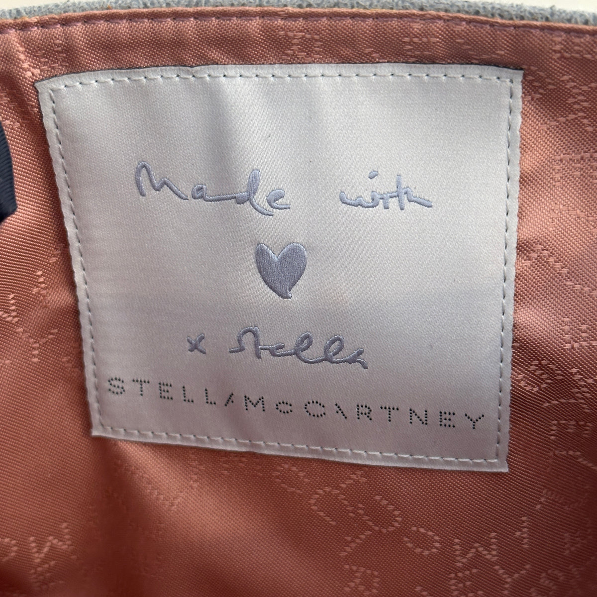 Stella McCartney Falabella Satin Lips Bag (RRP £995) | Authentic Preloved