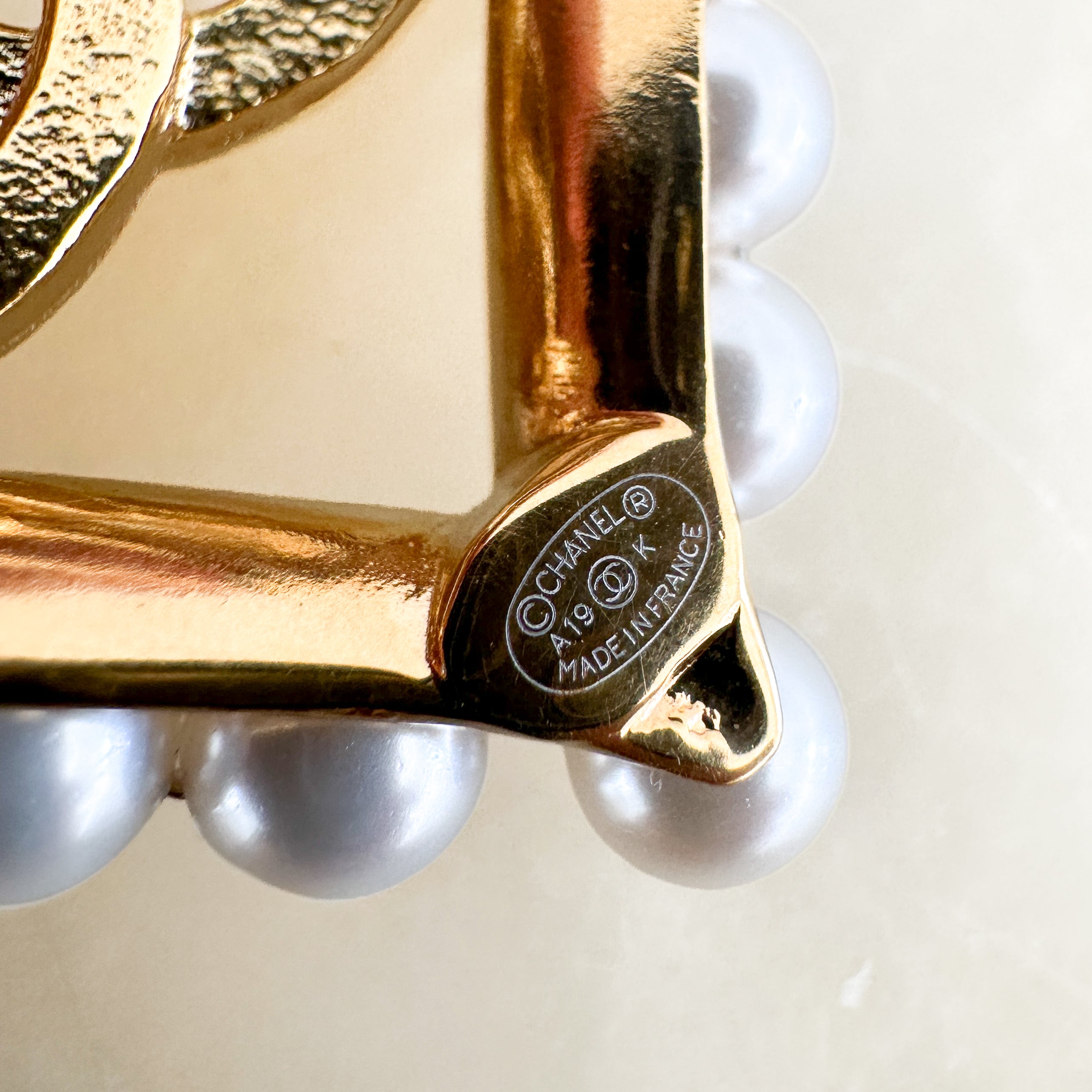 Chanel CC Heart Pearl Brooch in Gold-Tone Metal | Authentic Preloved FINAL SALE