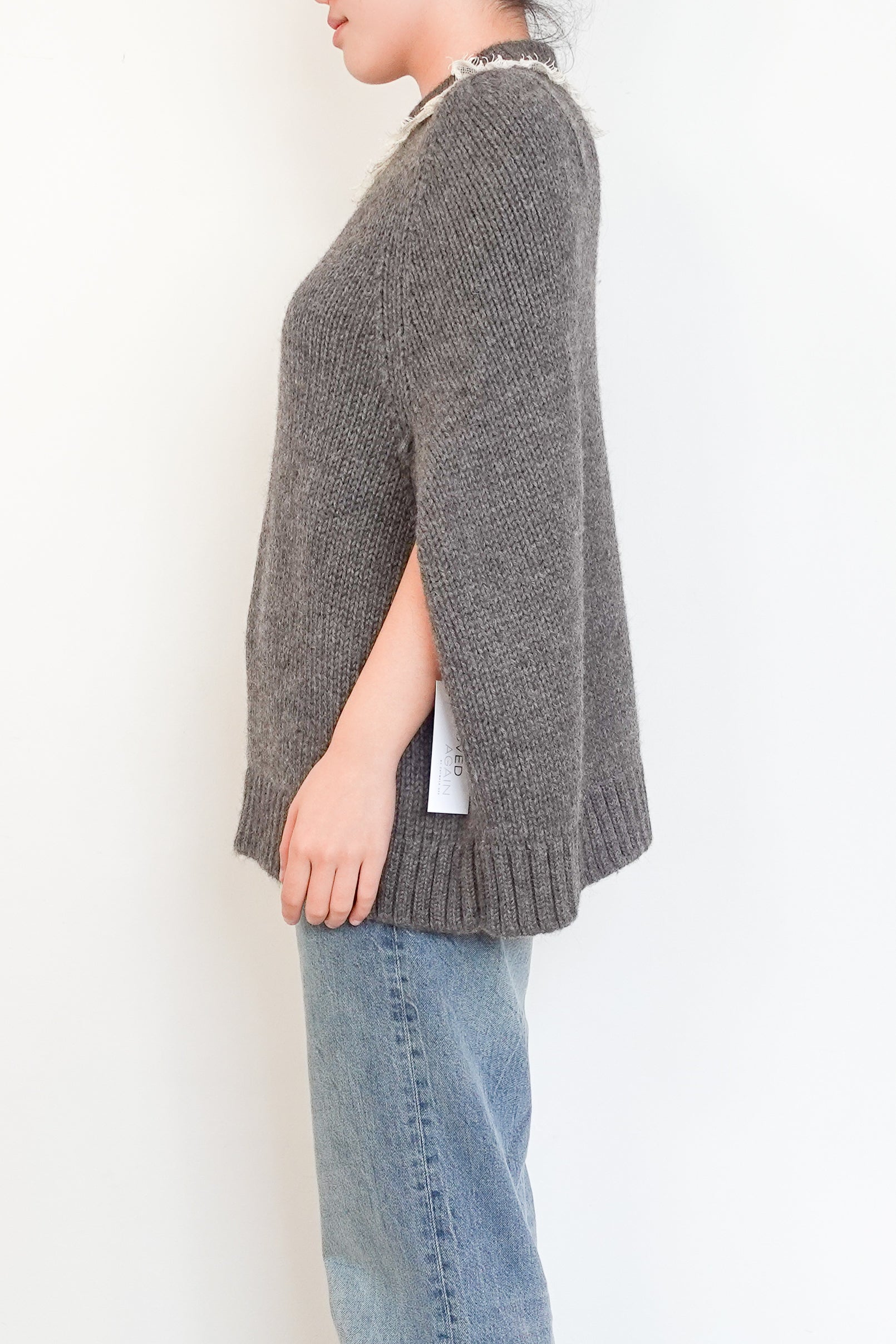 Isa Arfen Grey Alpaca Wool Cape with a White Frill Collar RRP £700 | Authentic Preloved