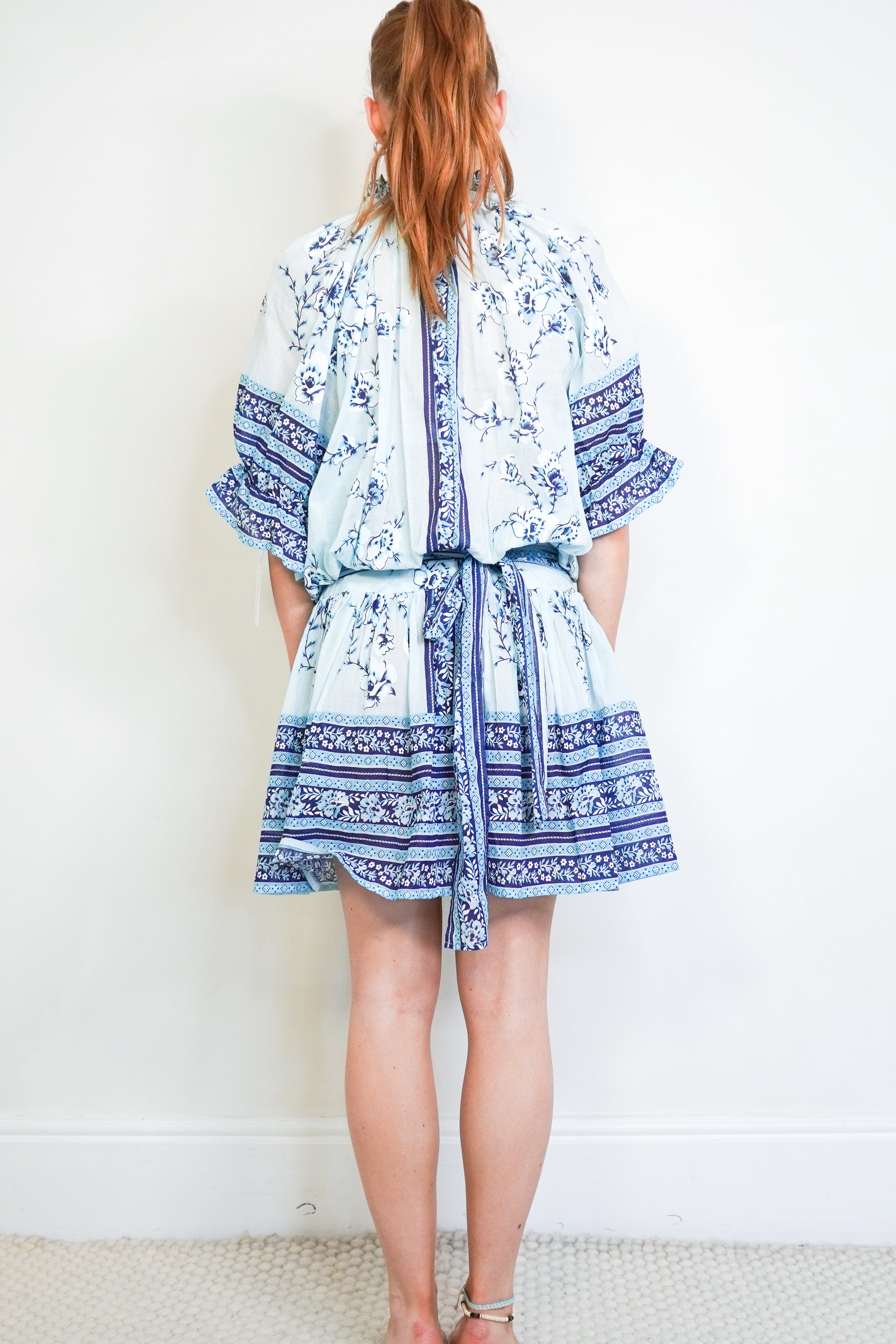 Juliet Dunn Blue Floral Blouson Cotton Mini Dress back photo chelsea london
