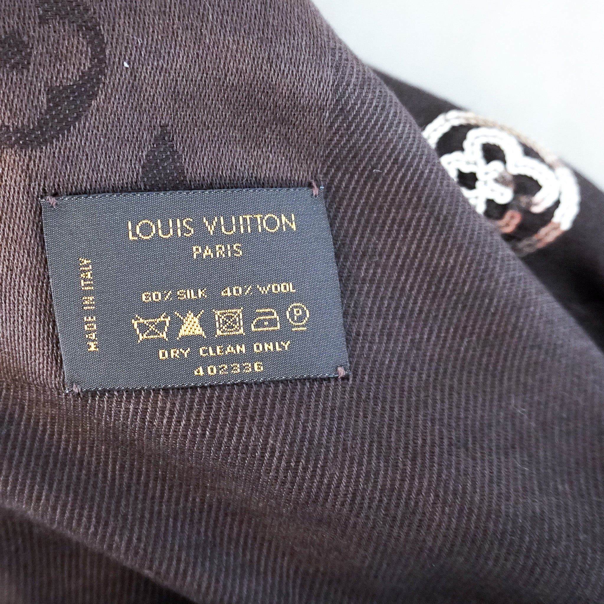 Louis-Vuitton-Monogram-Embellished-Shawl-back-picture