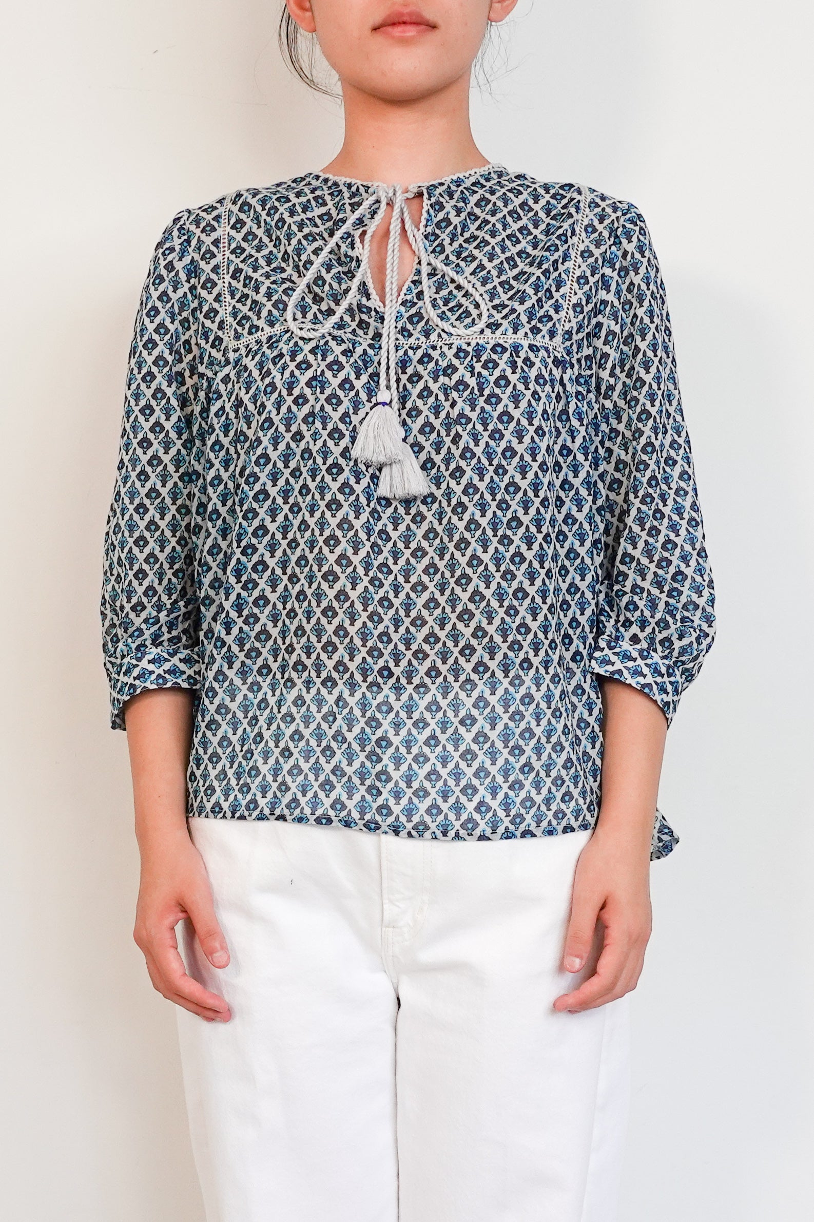 MABE-Blue-Viti-Top-Front-Picture